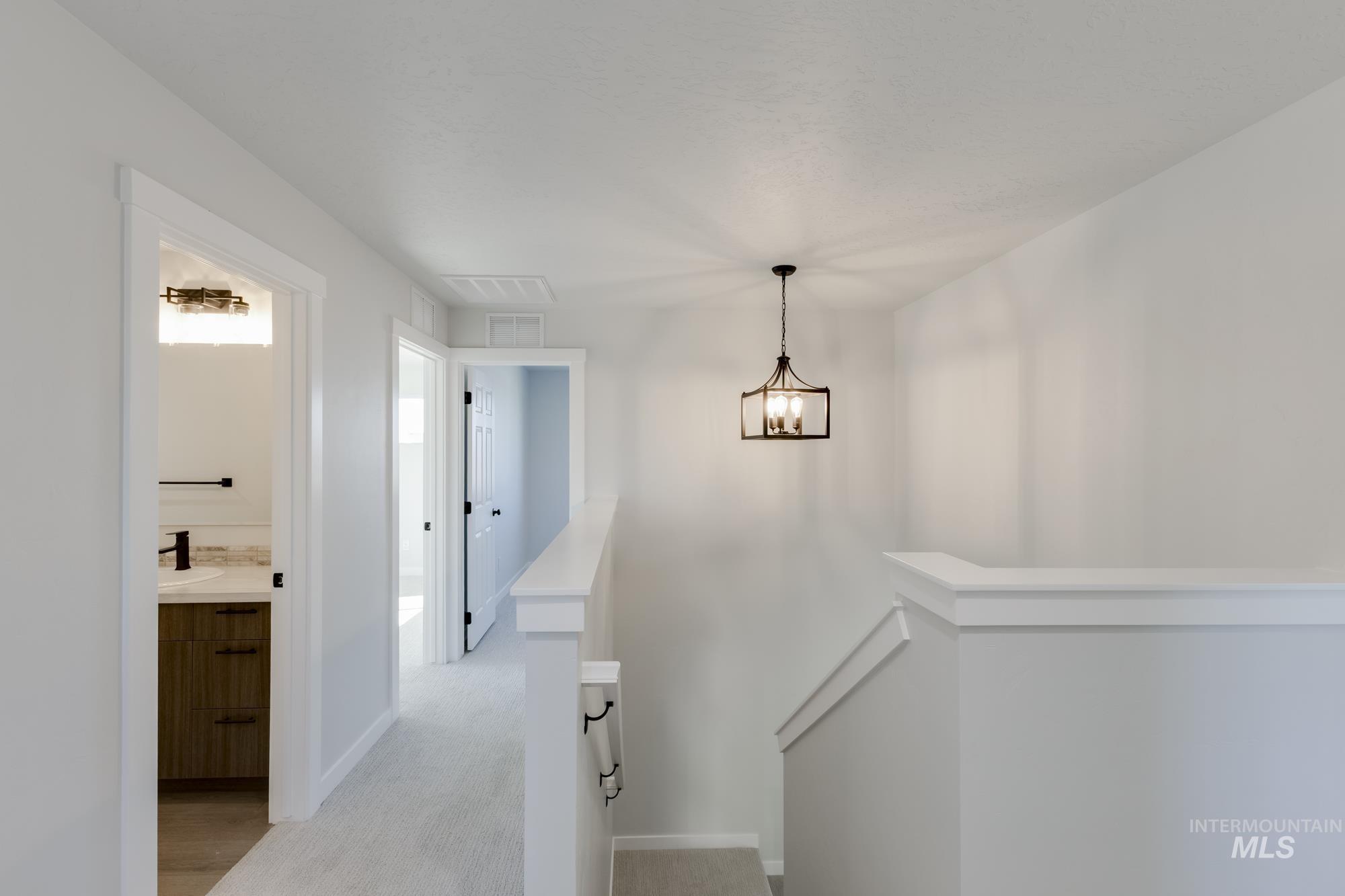 9052 W Camellia St Property Photo 11