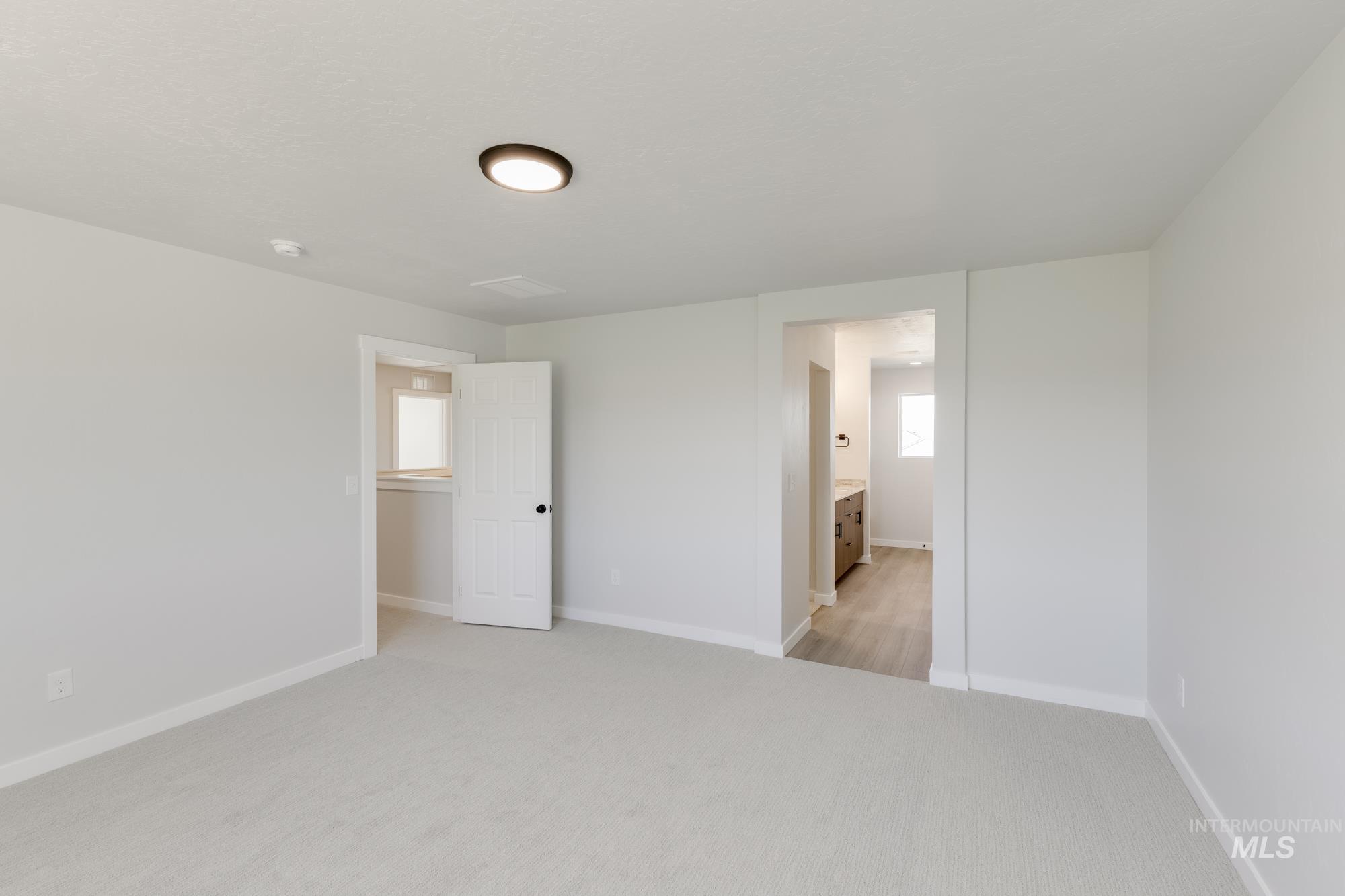 9052 W Camellia St Property Photo 18