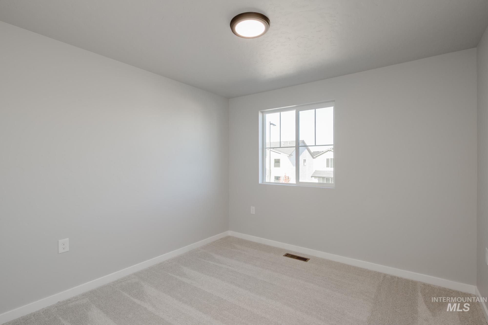 9065 W Camellia St Property Photo 15