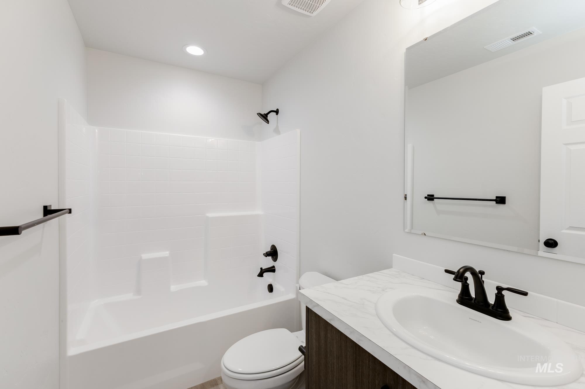 2329 N Iditarod Ave Property Photo 20