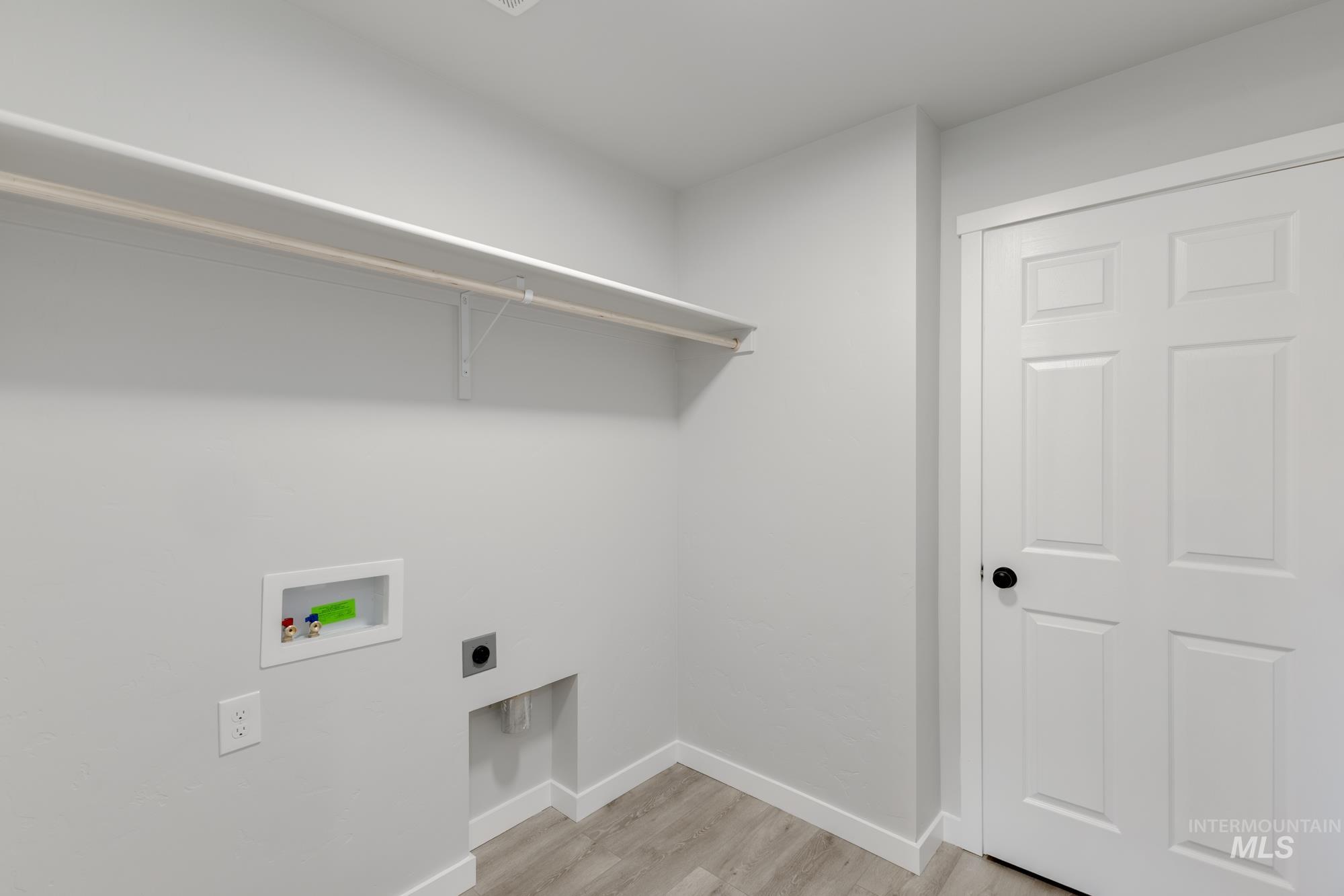 2329 N Iditarod Ave Property Photo 21