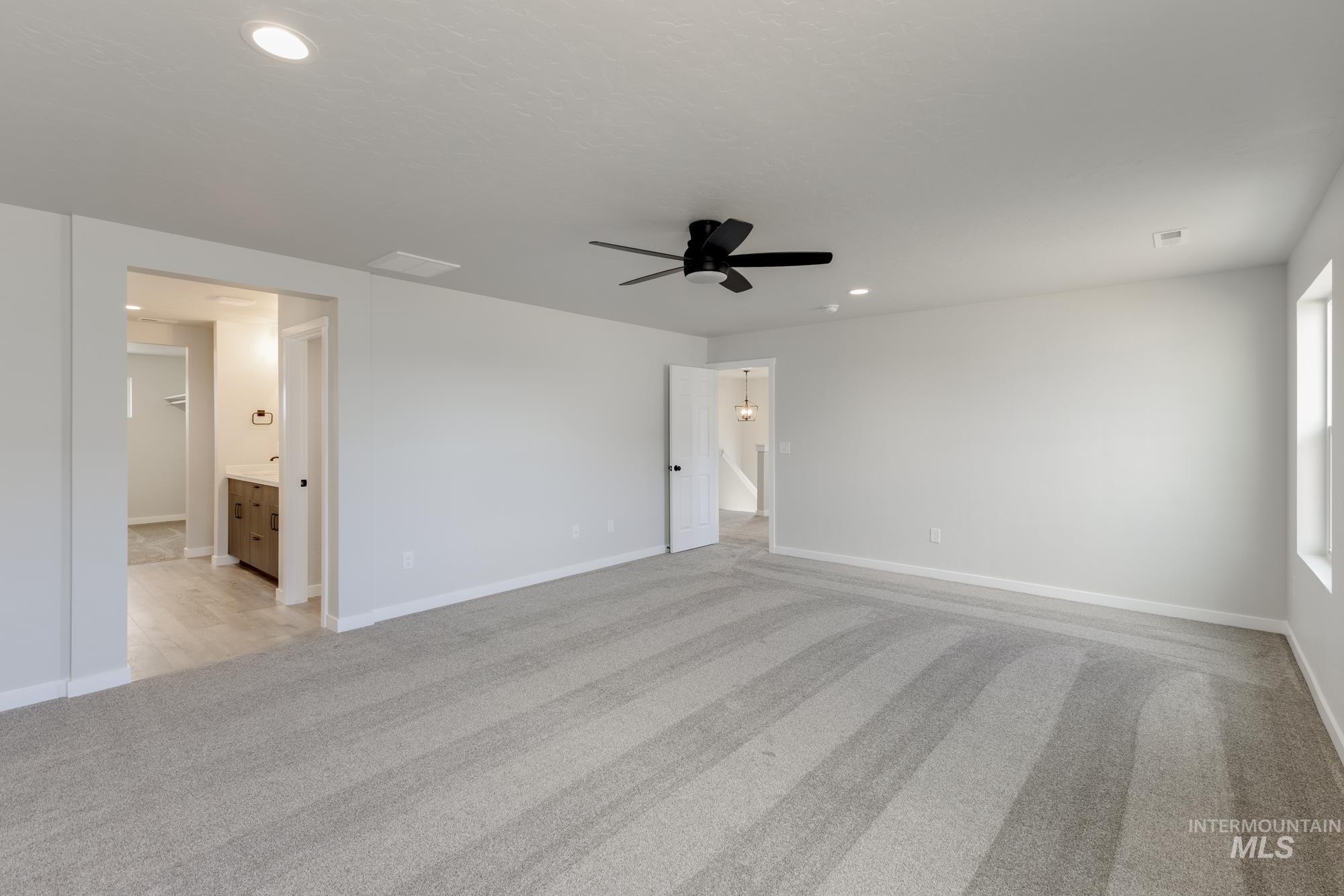 2329 N Iditarod Ave Property Photo 23