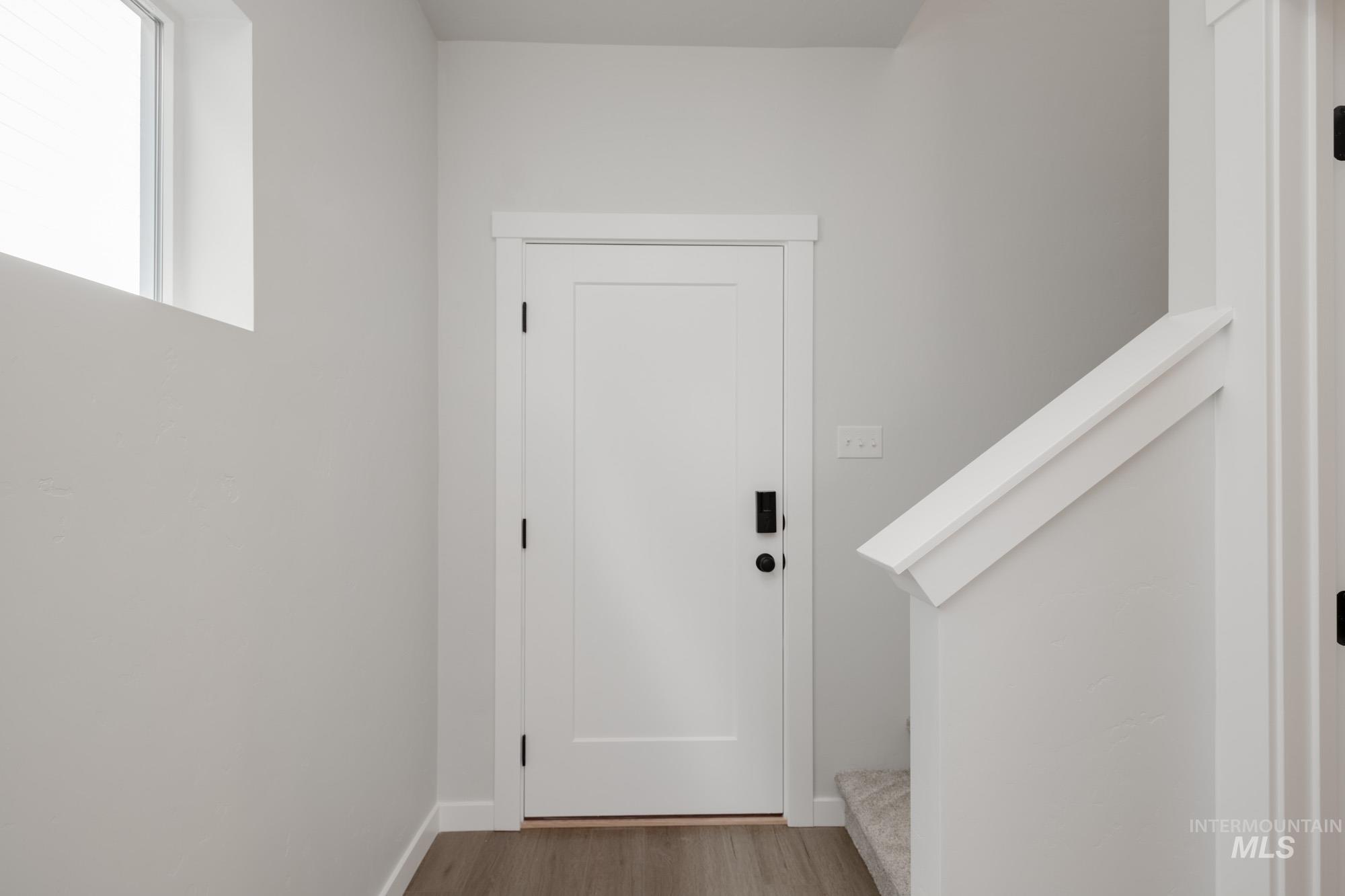 5053 S Amorita Ave Property Photo 2