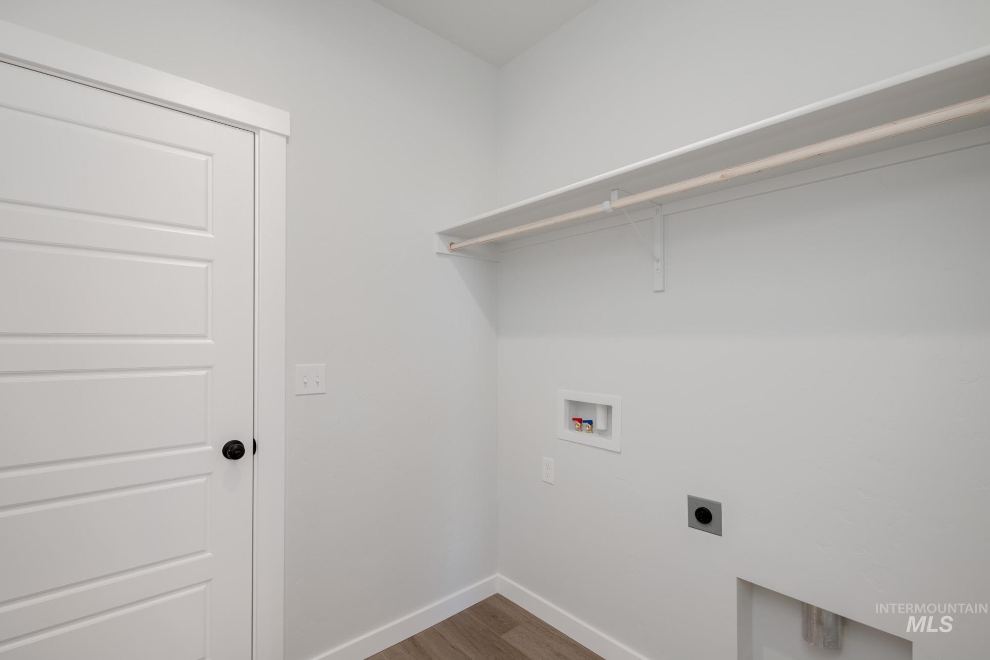 5053 S Amorita Ave Property Photo 15