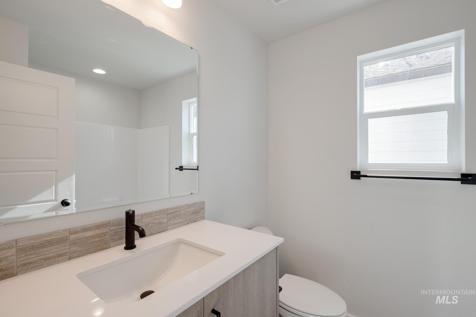 5053 S Amorita Ave Property Photo 21