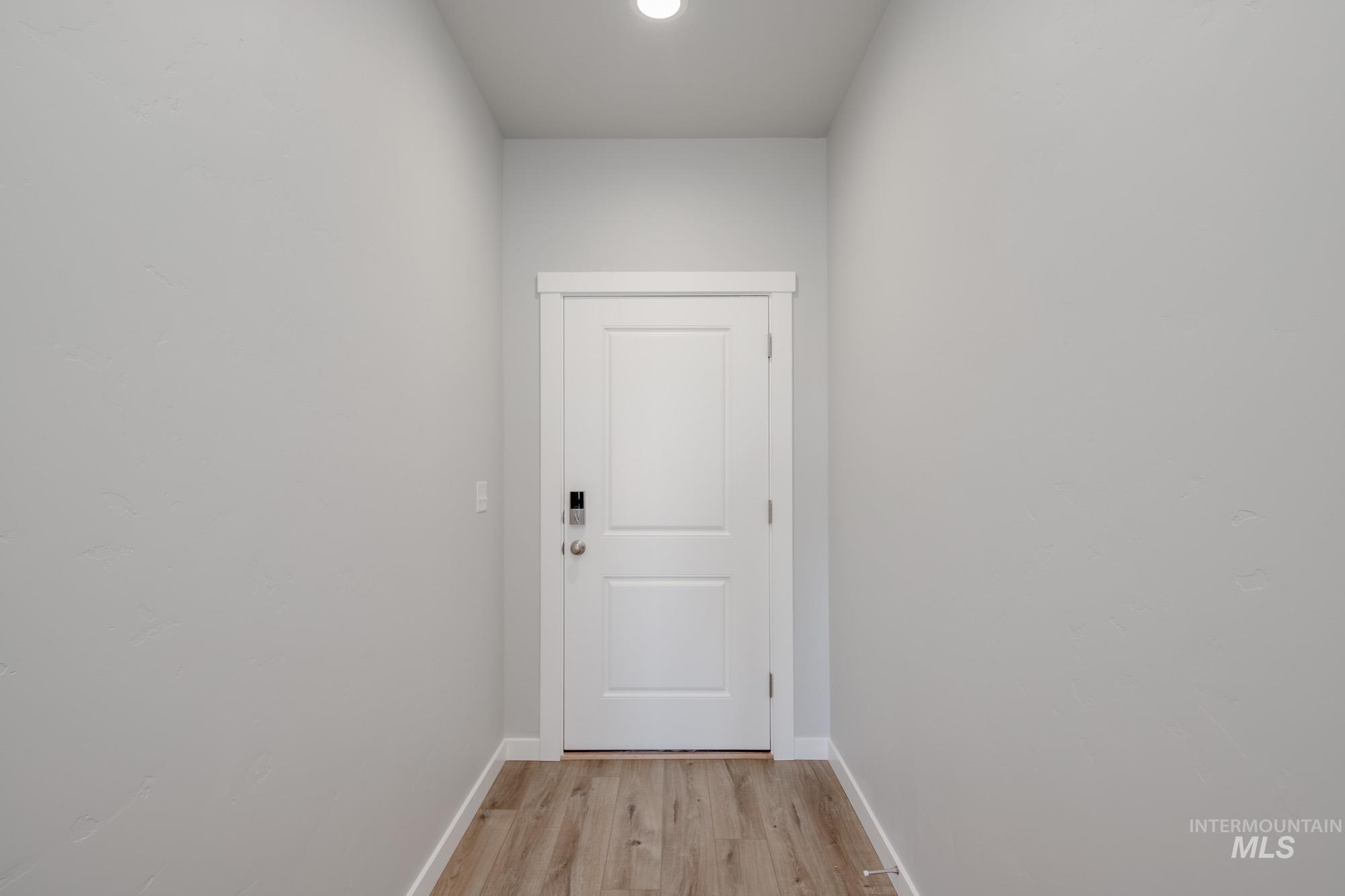 4226 E Hillsong St Property Photo 2