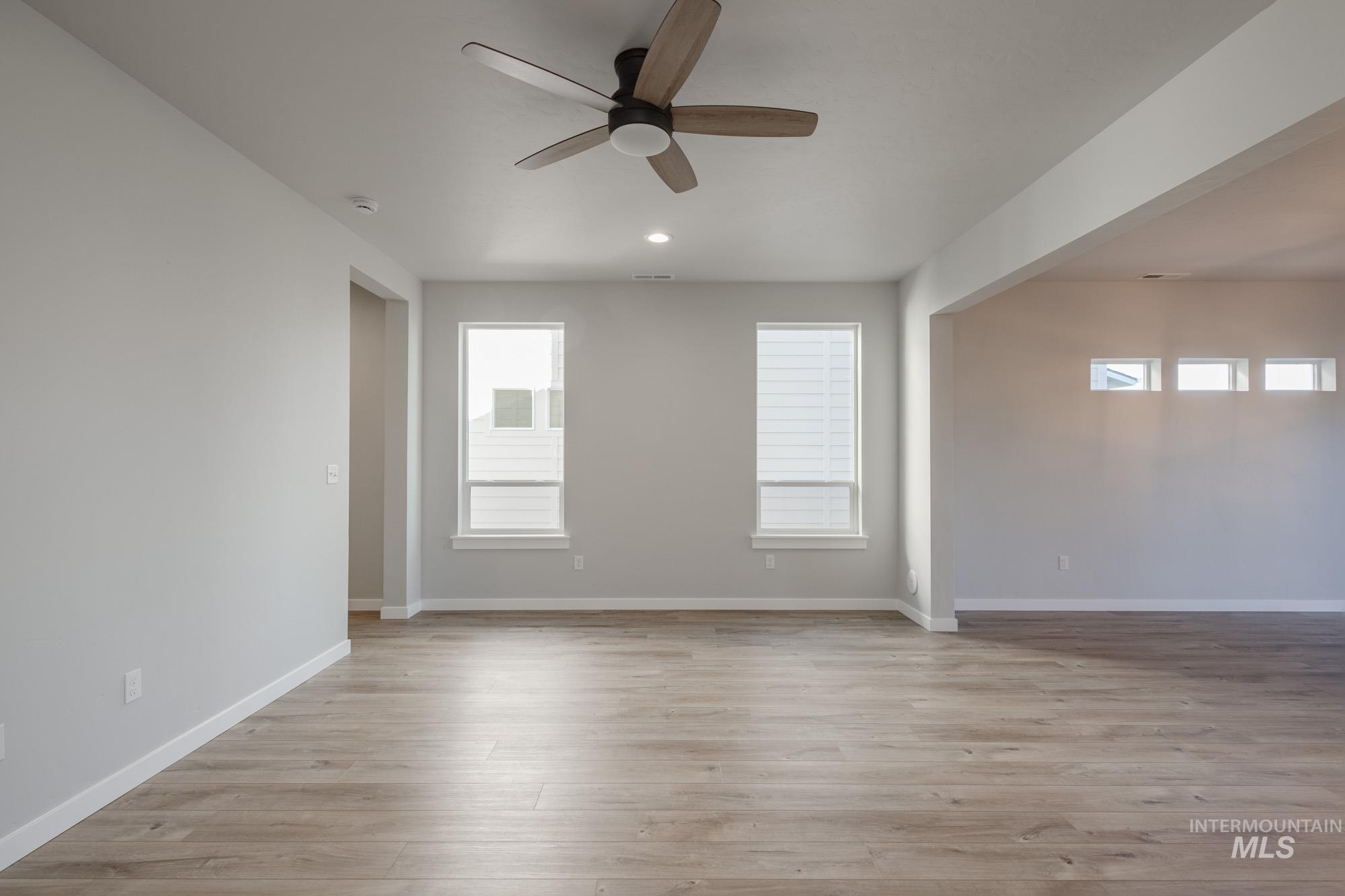 4226 E Hillsong St Property Photo 14