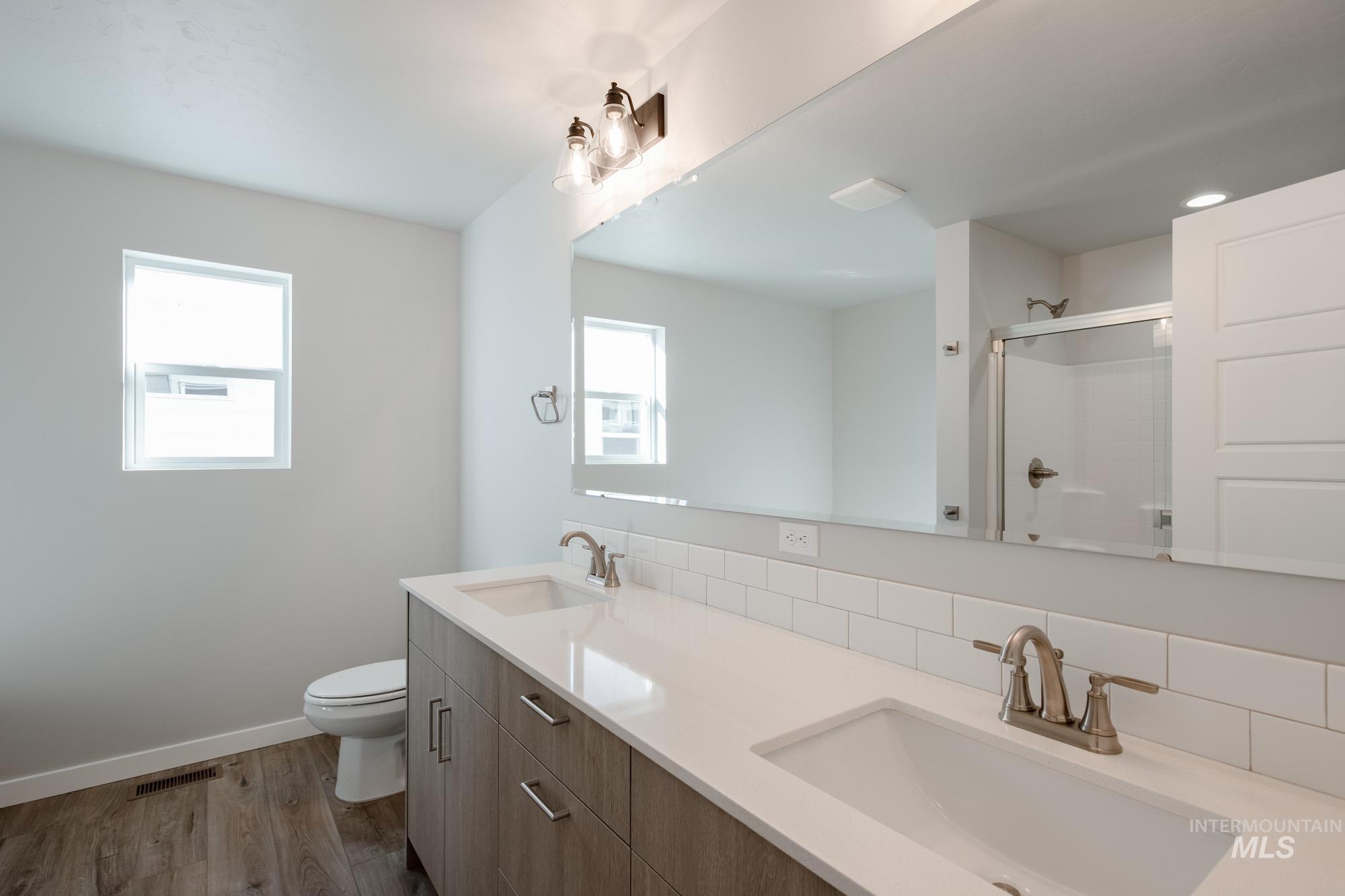 4226 E Hillsong St Property Photo 19