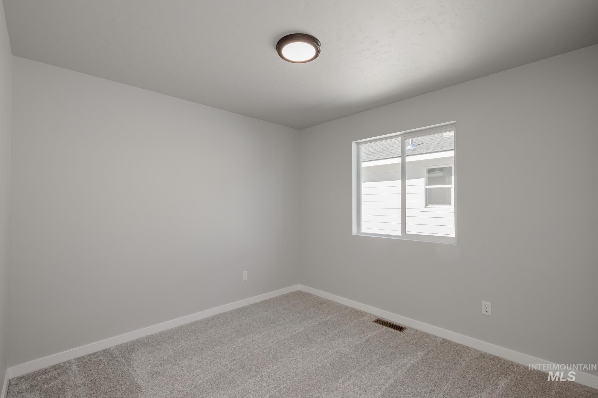 4226 E Hillsong St Property Photo 23