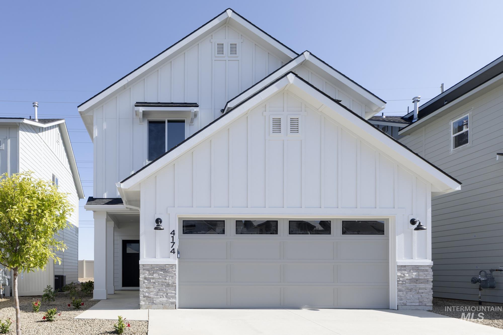 5058 S Amorita Ave Property Photo 1