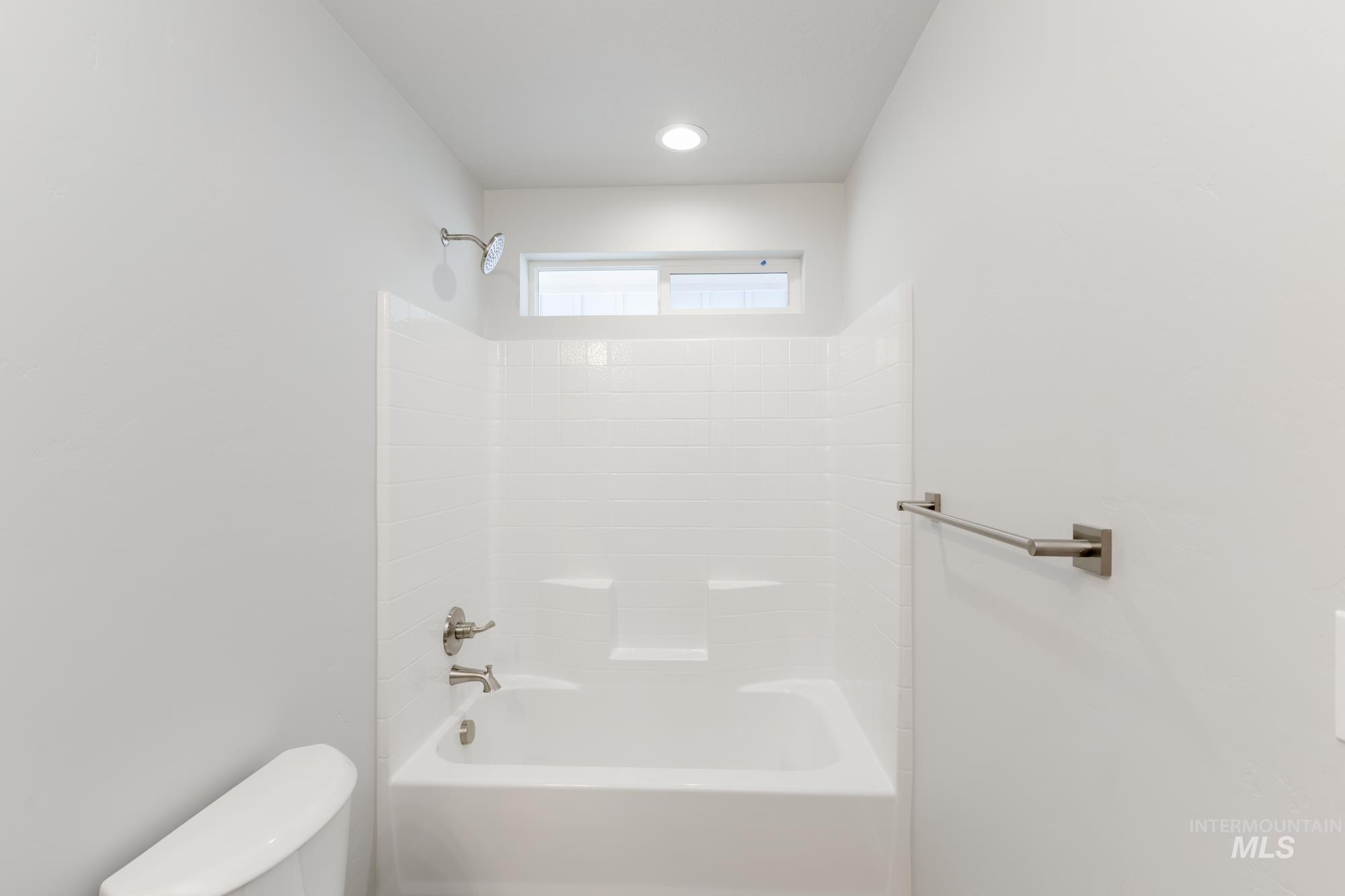 5058 S Amorita Ave Property Photo 21