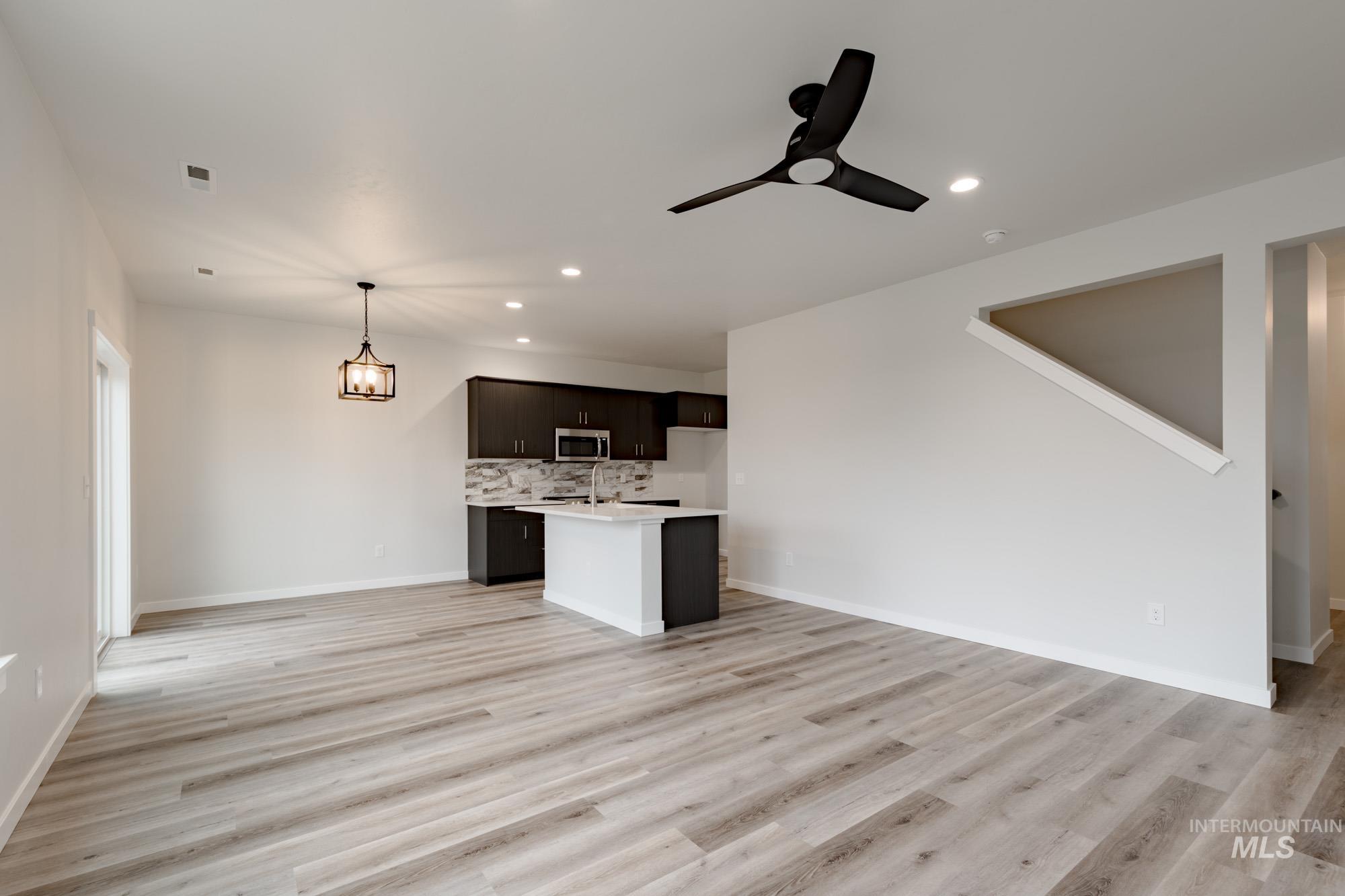 5034 S Amorita Ave Property Photo 9