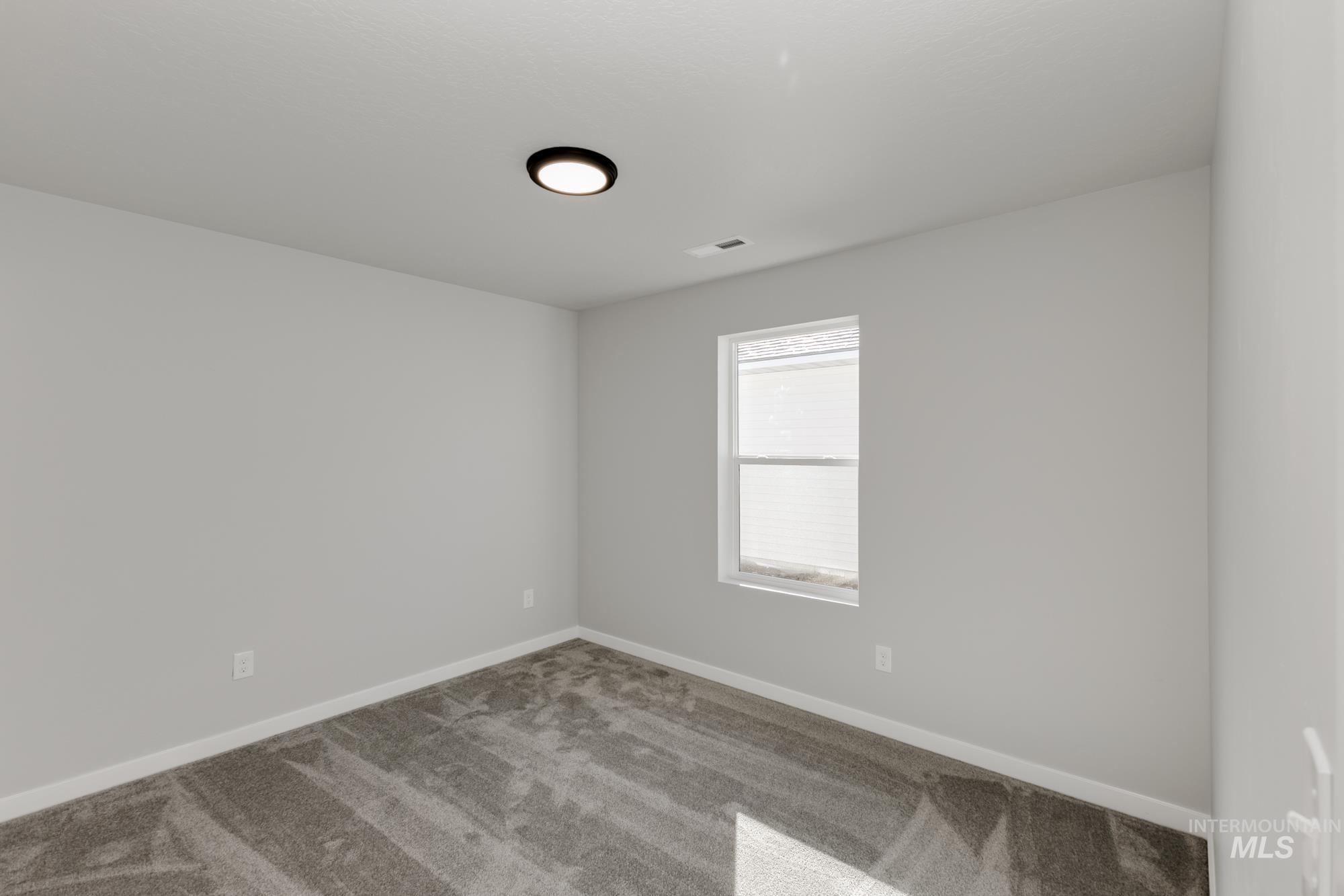 308 N Coltsfoot Ave Property Photo 13