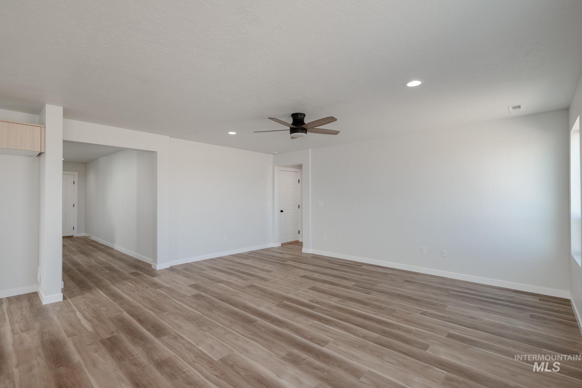 7031 S Old Farm Ave Property Photo 11