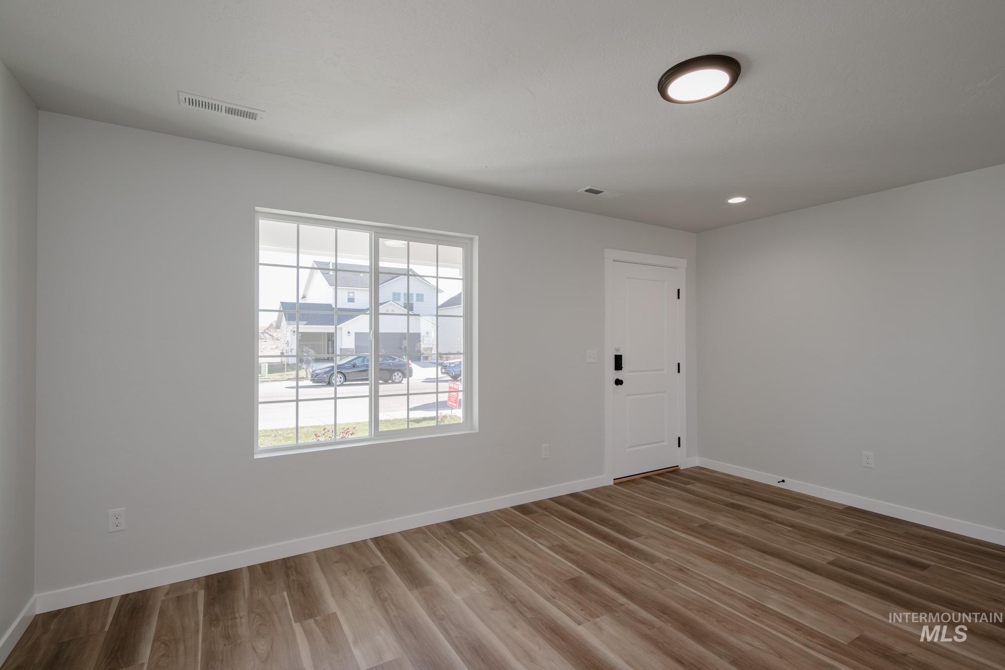 7031 S Old Farm Ave Property Photo 17