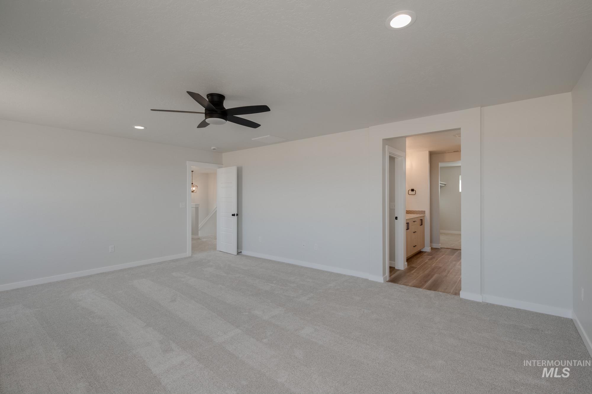 7031 S Old Farm Ave Property Photo 21