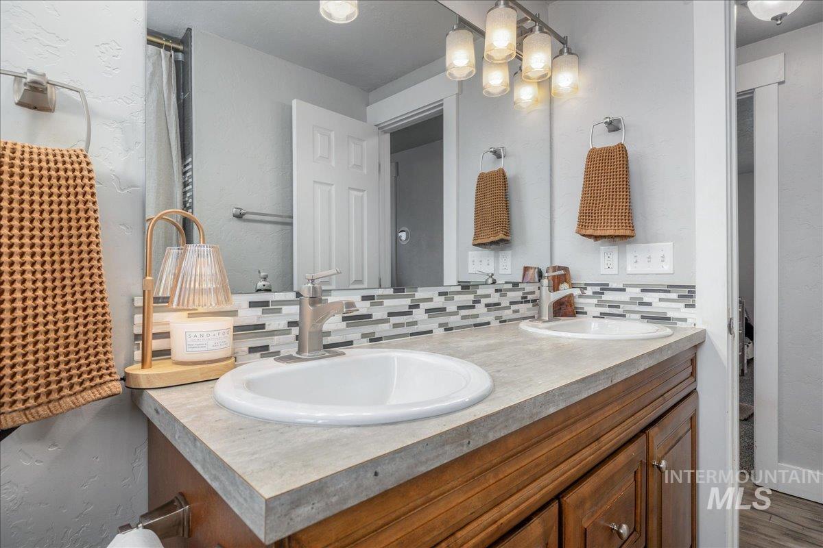 7710 W Wesley Dr. Property Photo 19