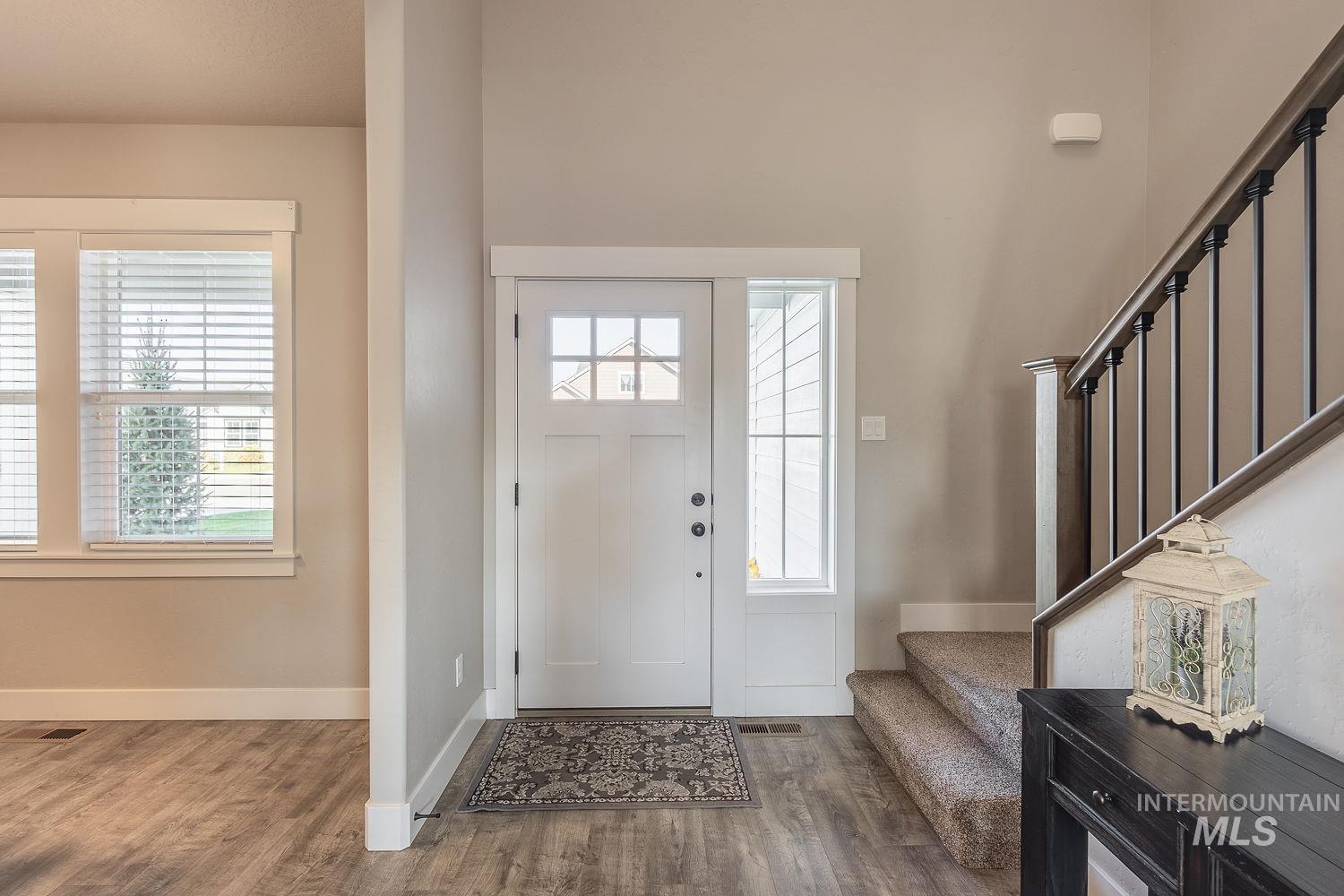 11065 White River St Property Photo 10