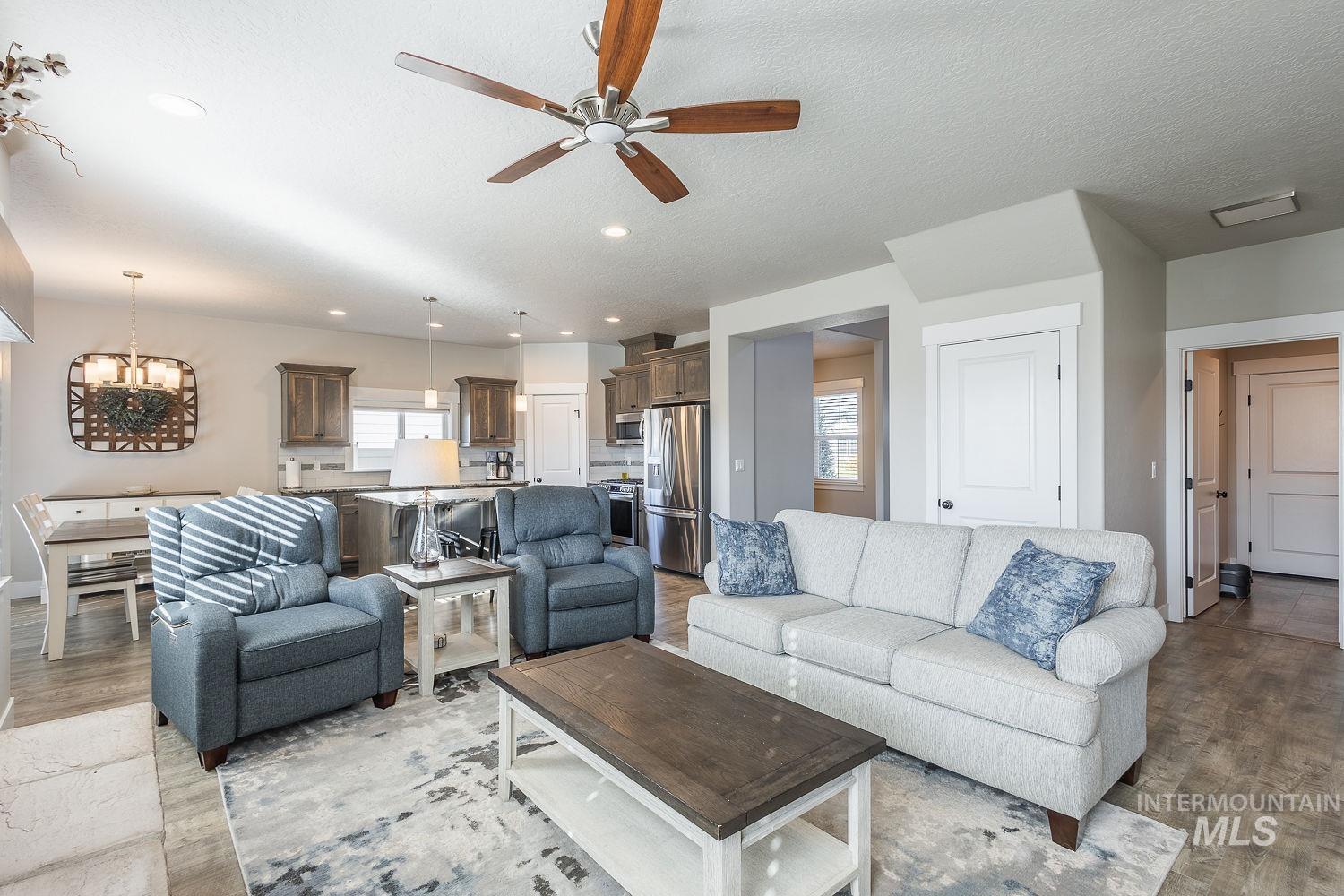 11065 White River St Property Photo 11