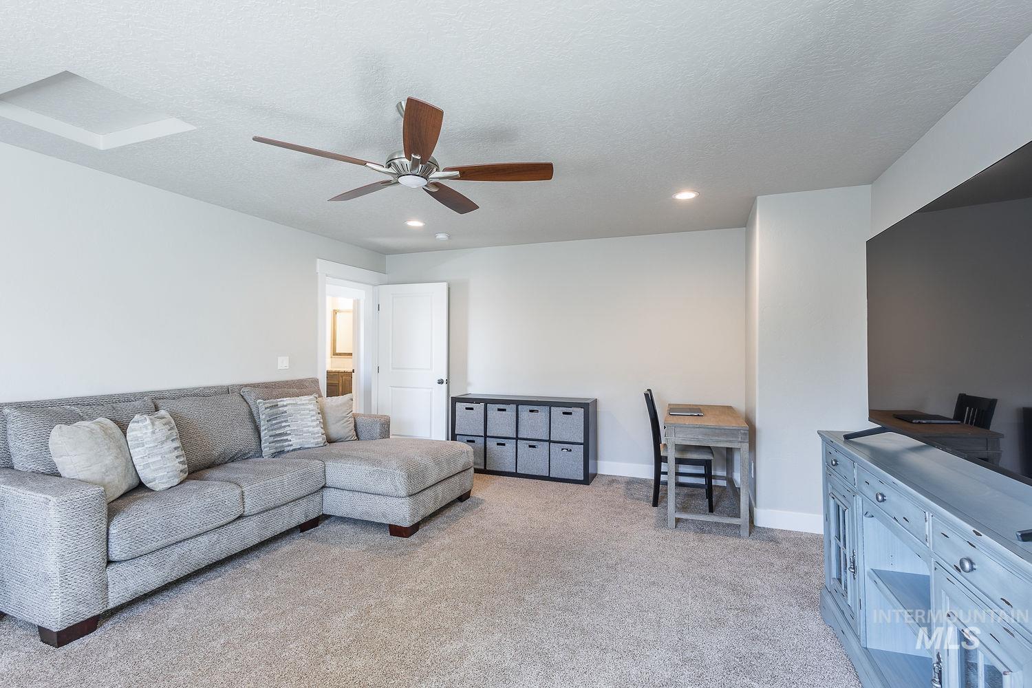 11065 White River St Property Photo 26