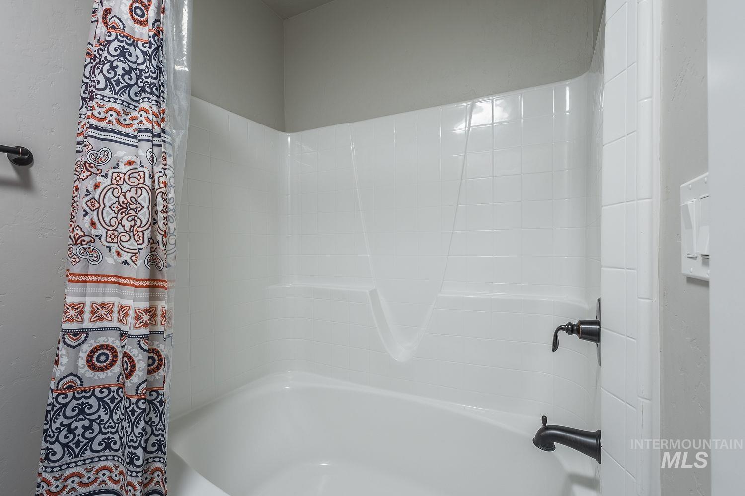 11065 White River St Property Photo 28