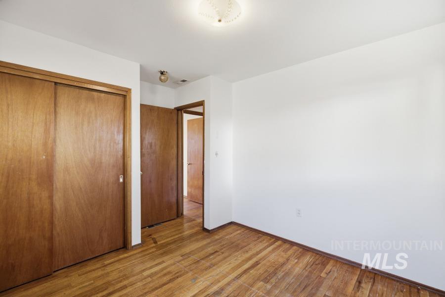 912 Lewis Property Photo 14