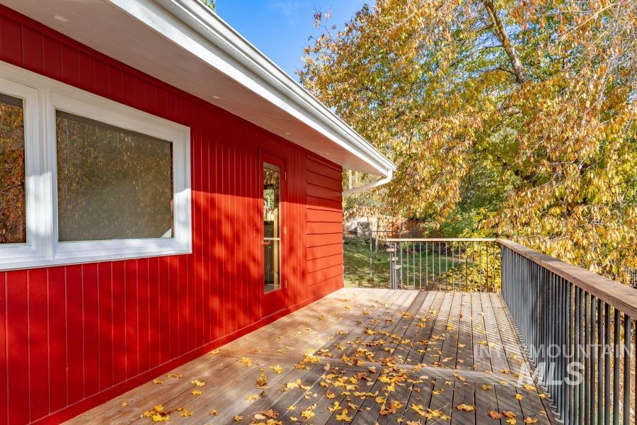 912 Lewis Property Photo 30