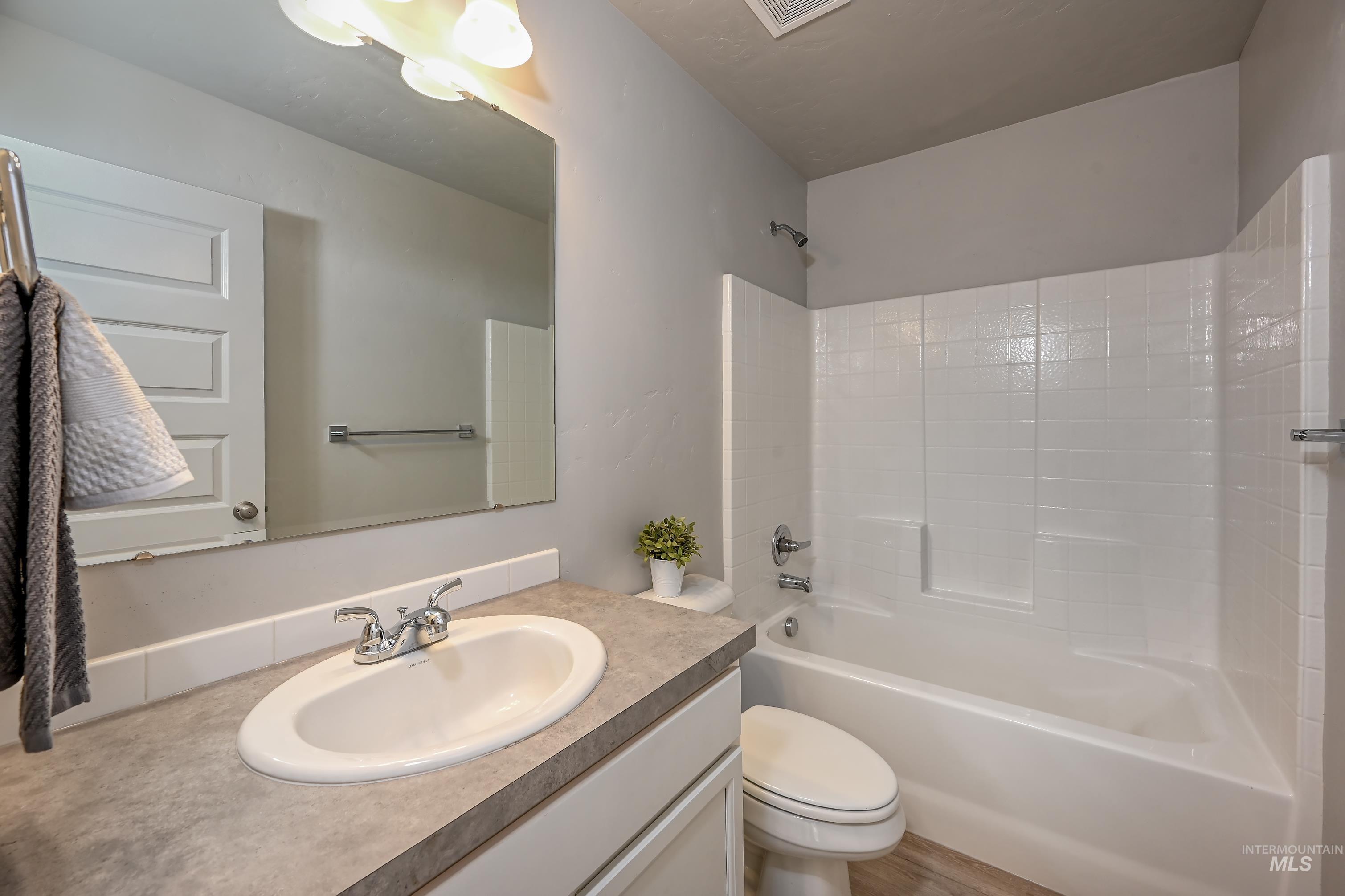 5160 W Lesina St Property Photo 11