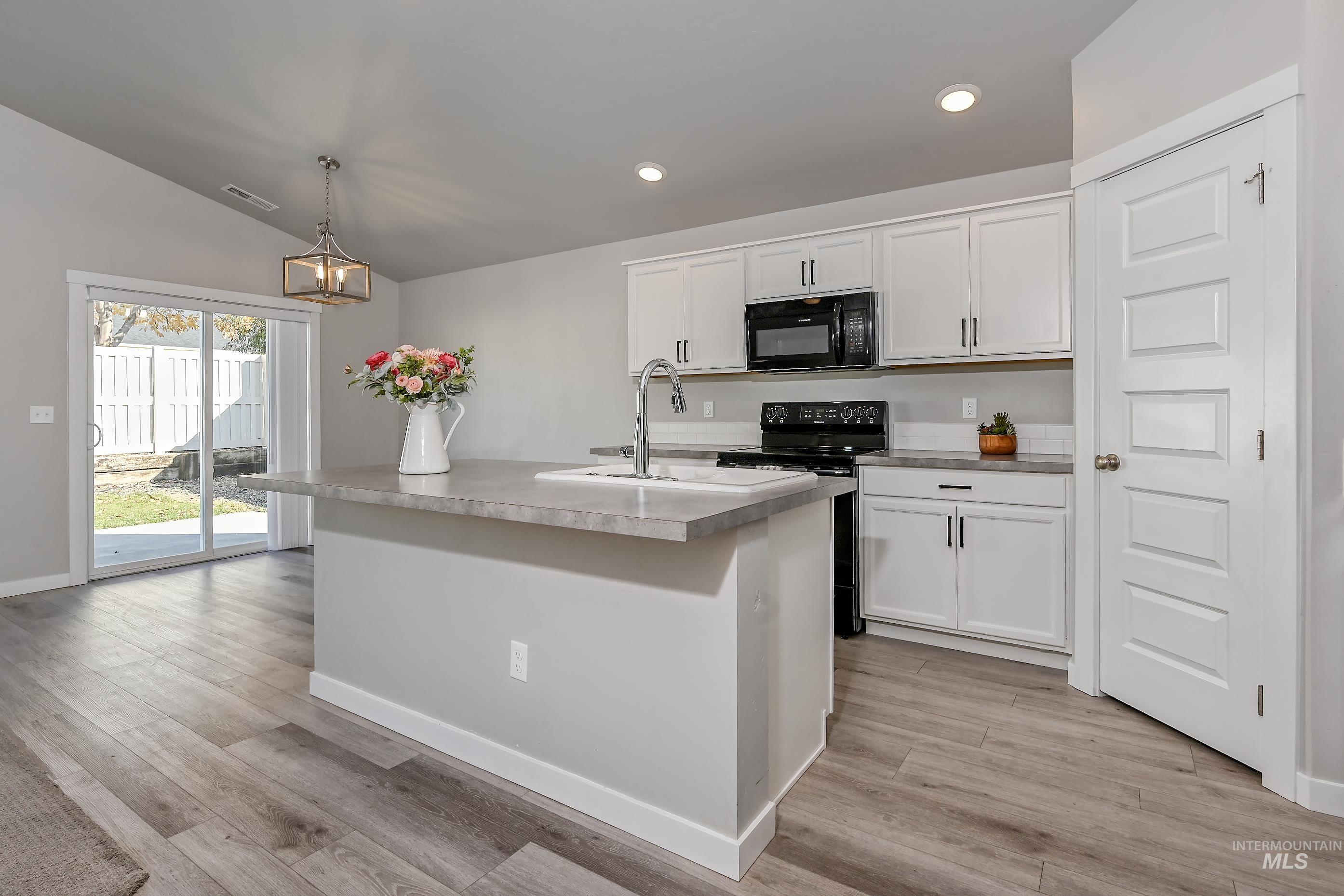 5160 W Lesina St Property Photo 18