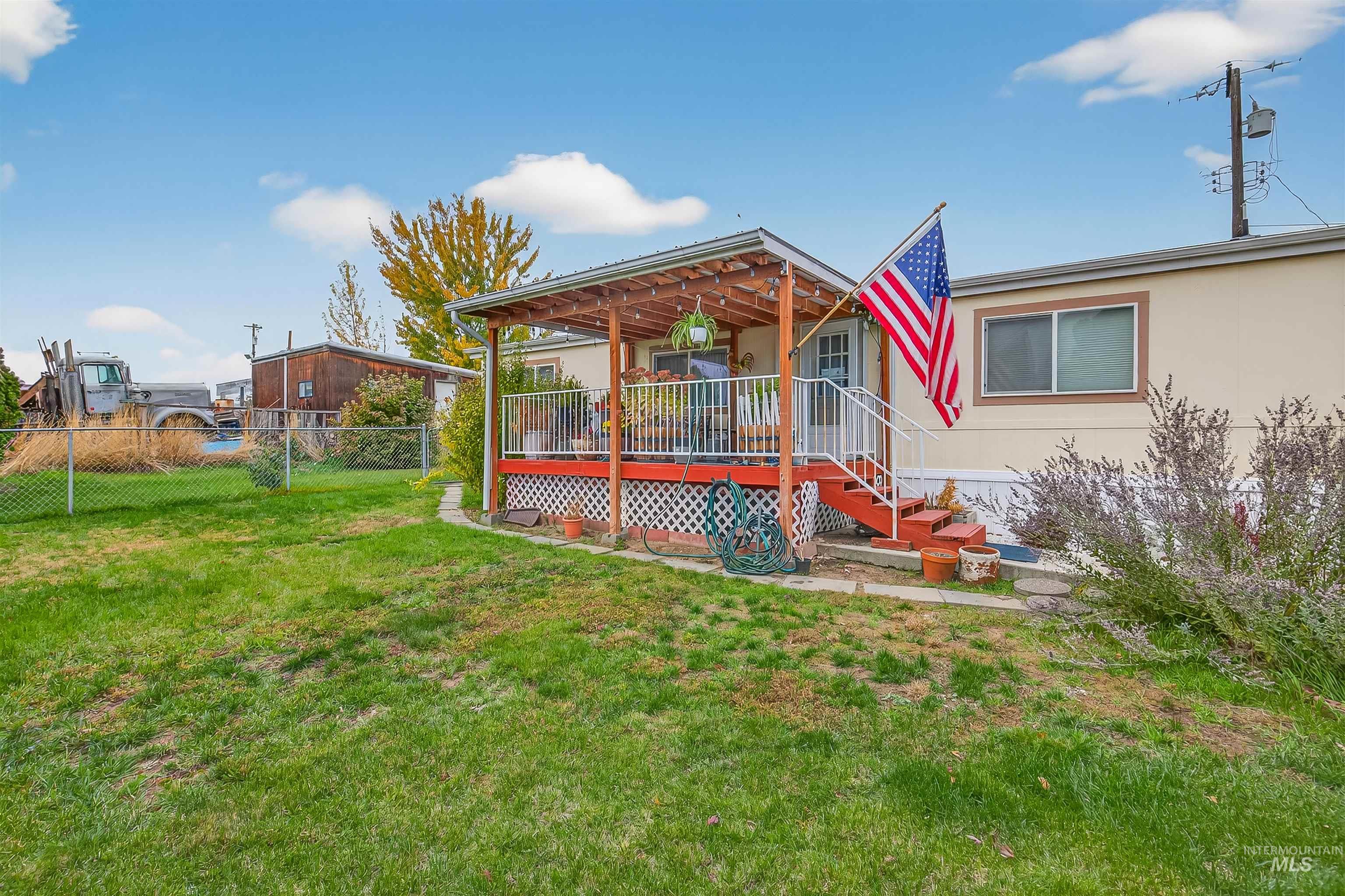 1042 Bridger Lane Property Photo 12