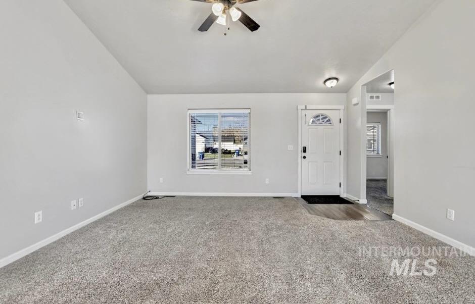 277 Benno Street Property Photo 3