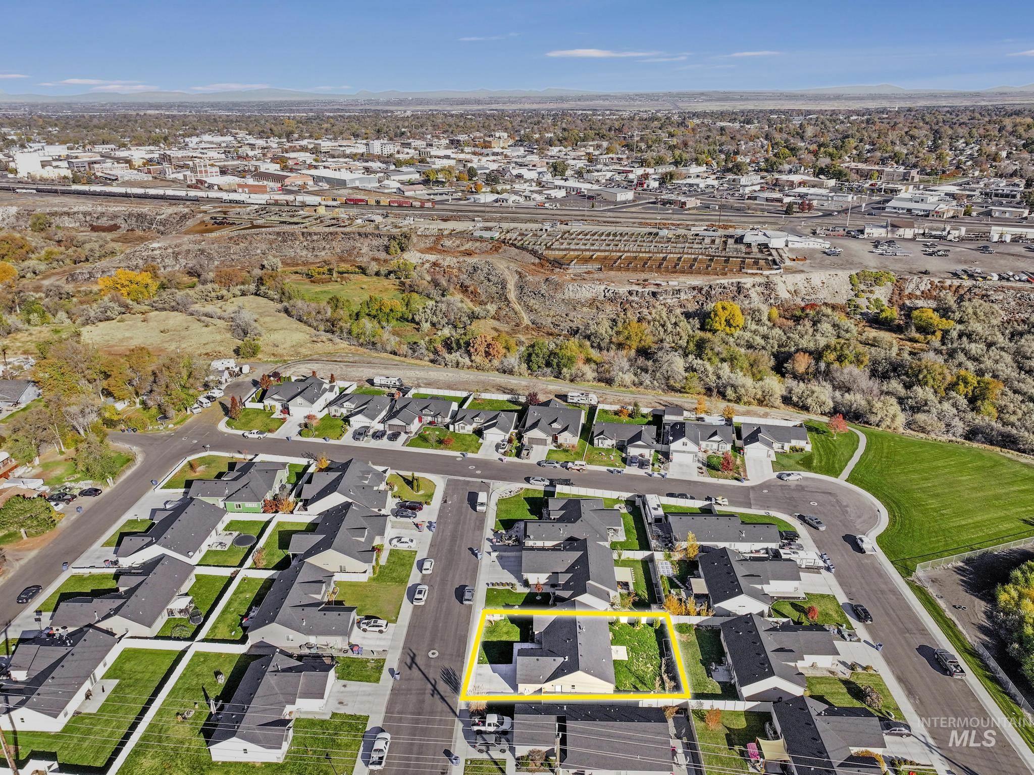 277 Benno Street Property Photo 19