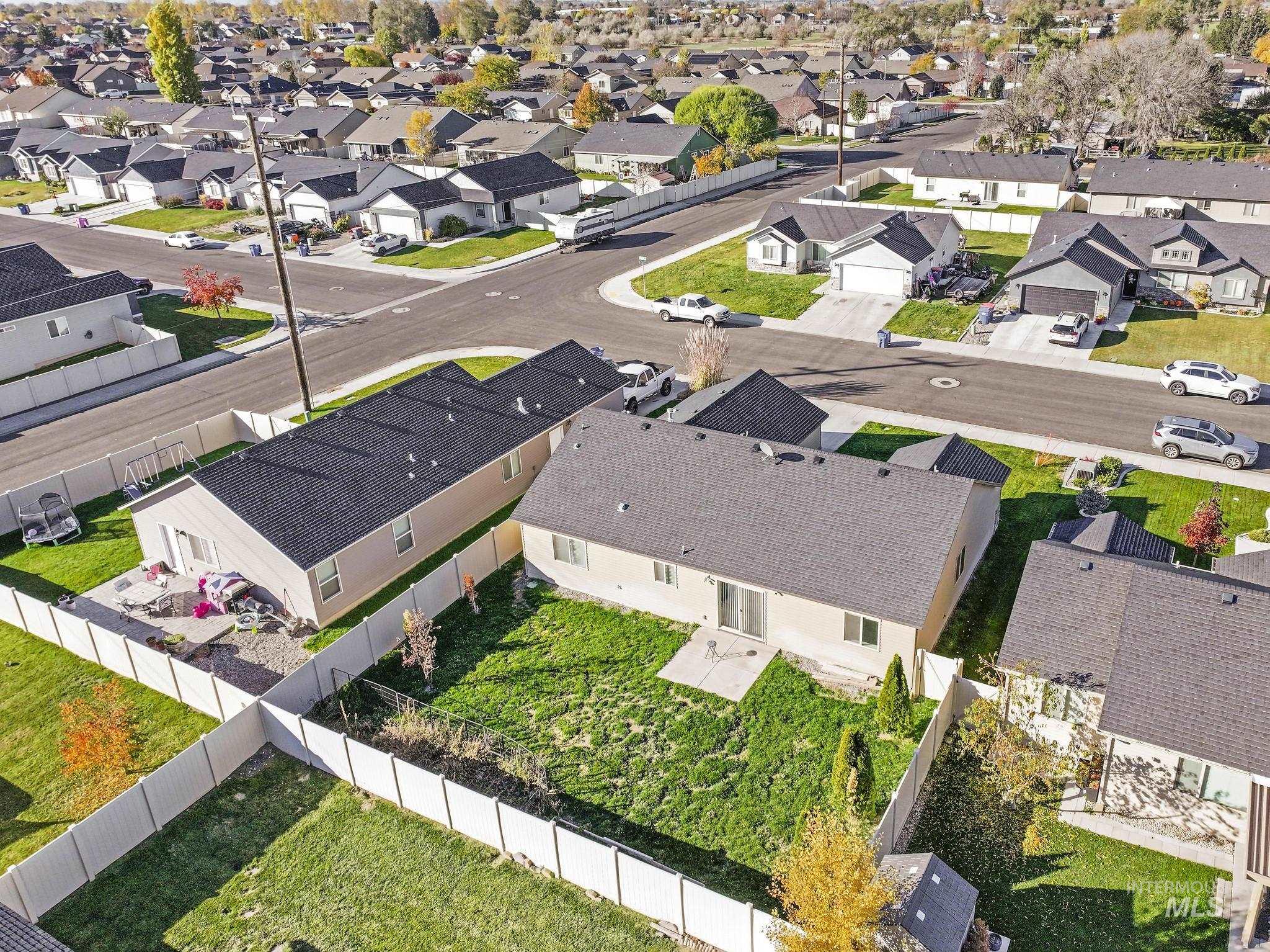 277 Benno Street Property Photo 22