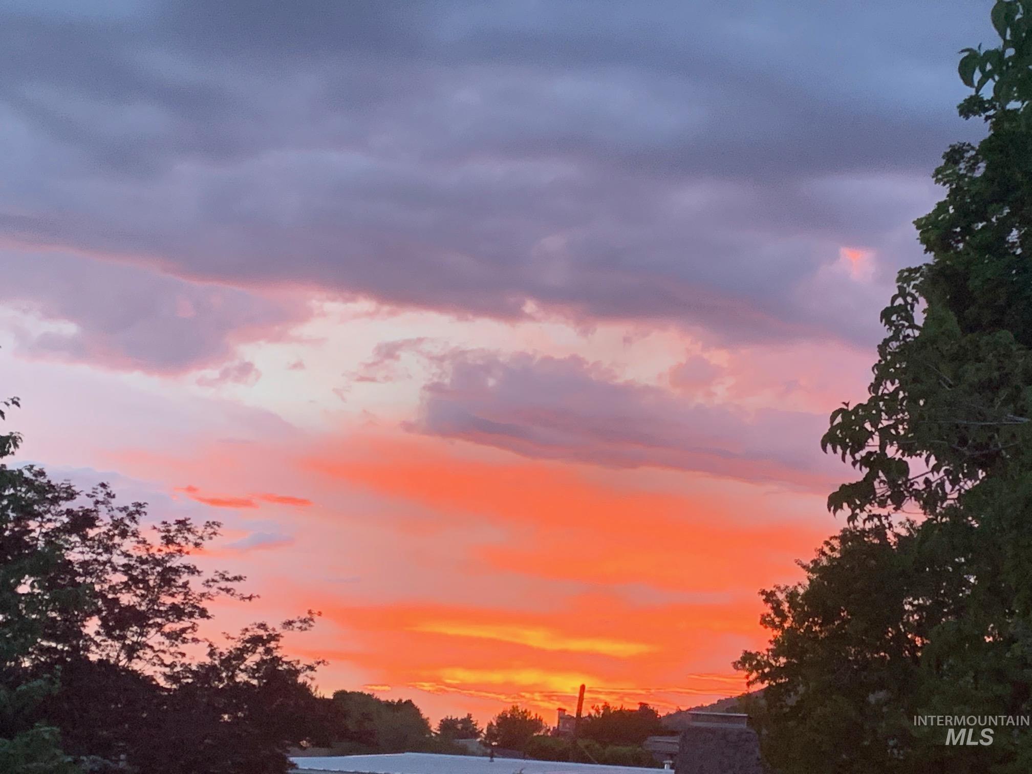 3100 N Ridgeway Property Photo 18