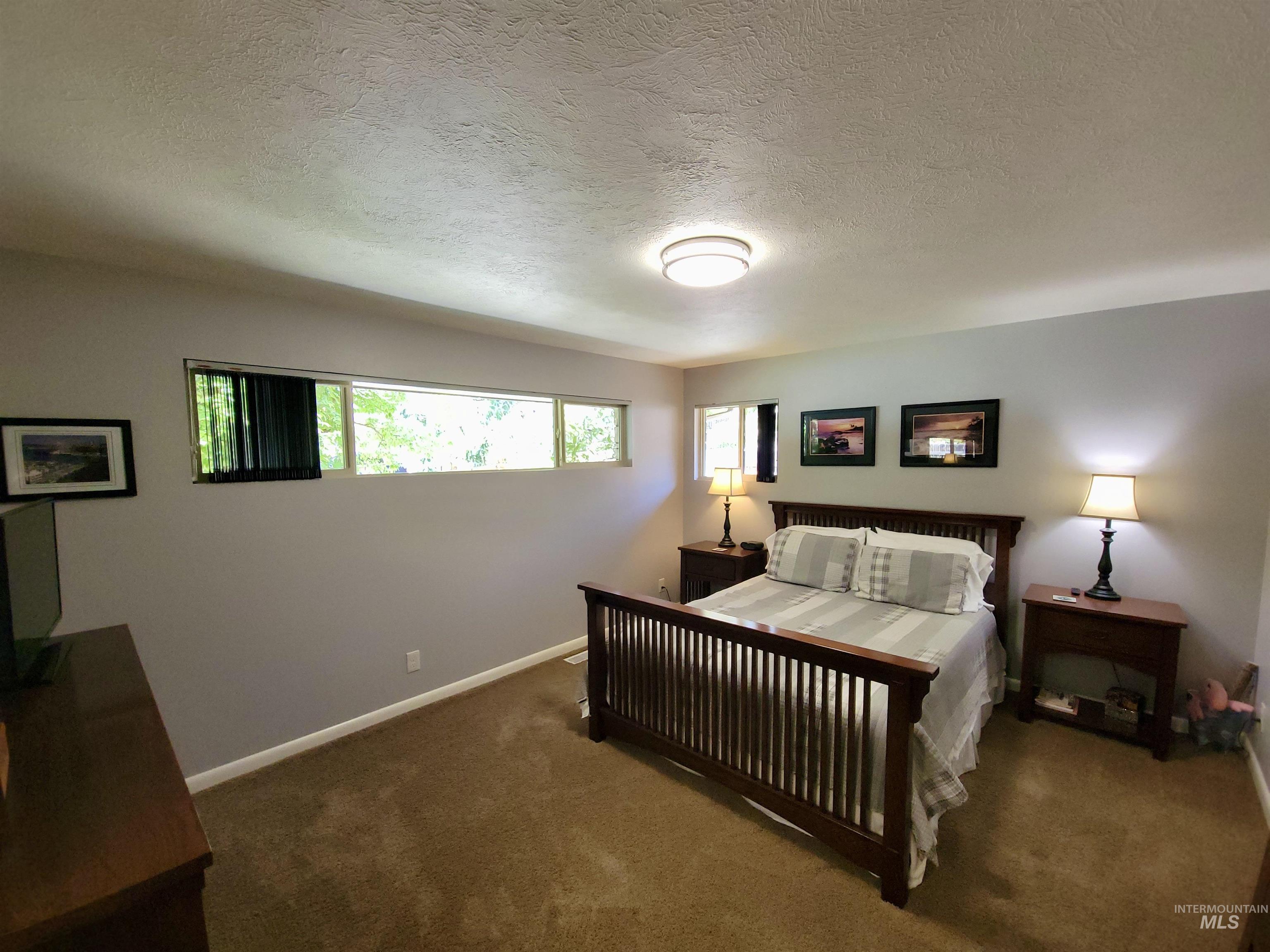 3100 N Ridgeway Property Photo 23