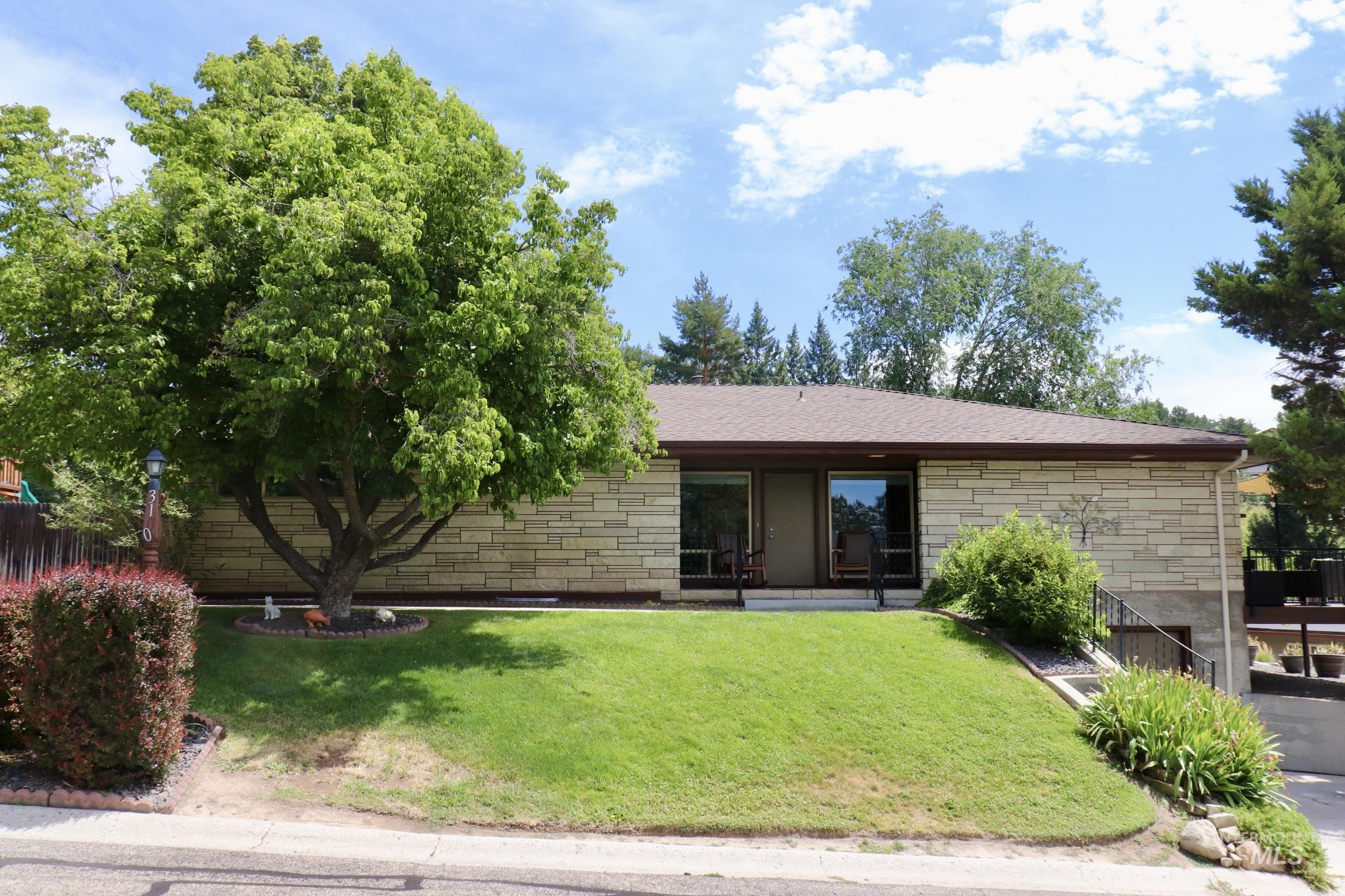 3100 N Ridgeway Property Photo 46