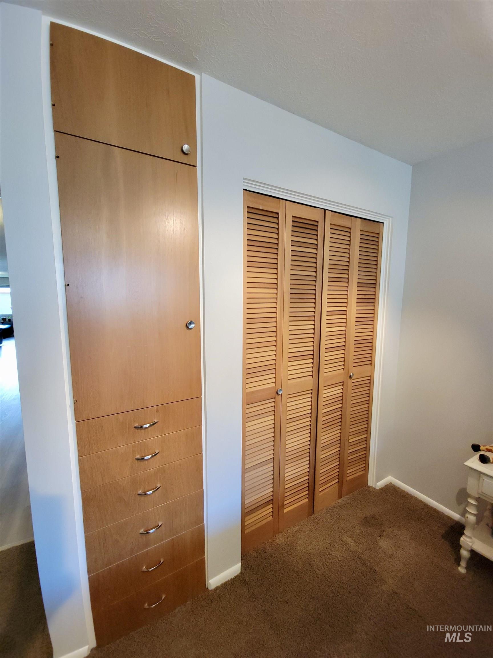 3100 N Ridgeway Property Photo 48