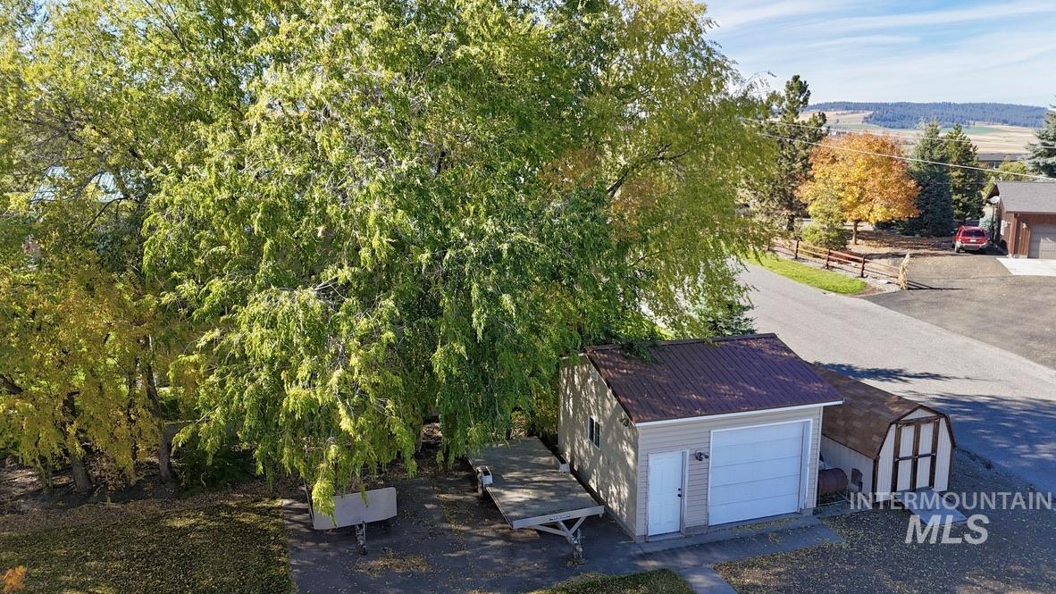 1505 Lewiston St. Property Photo 7