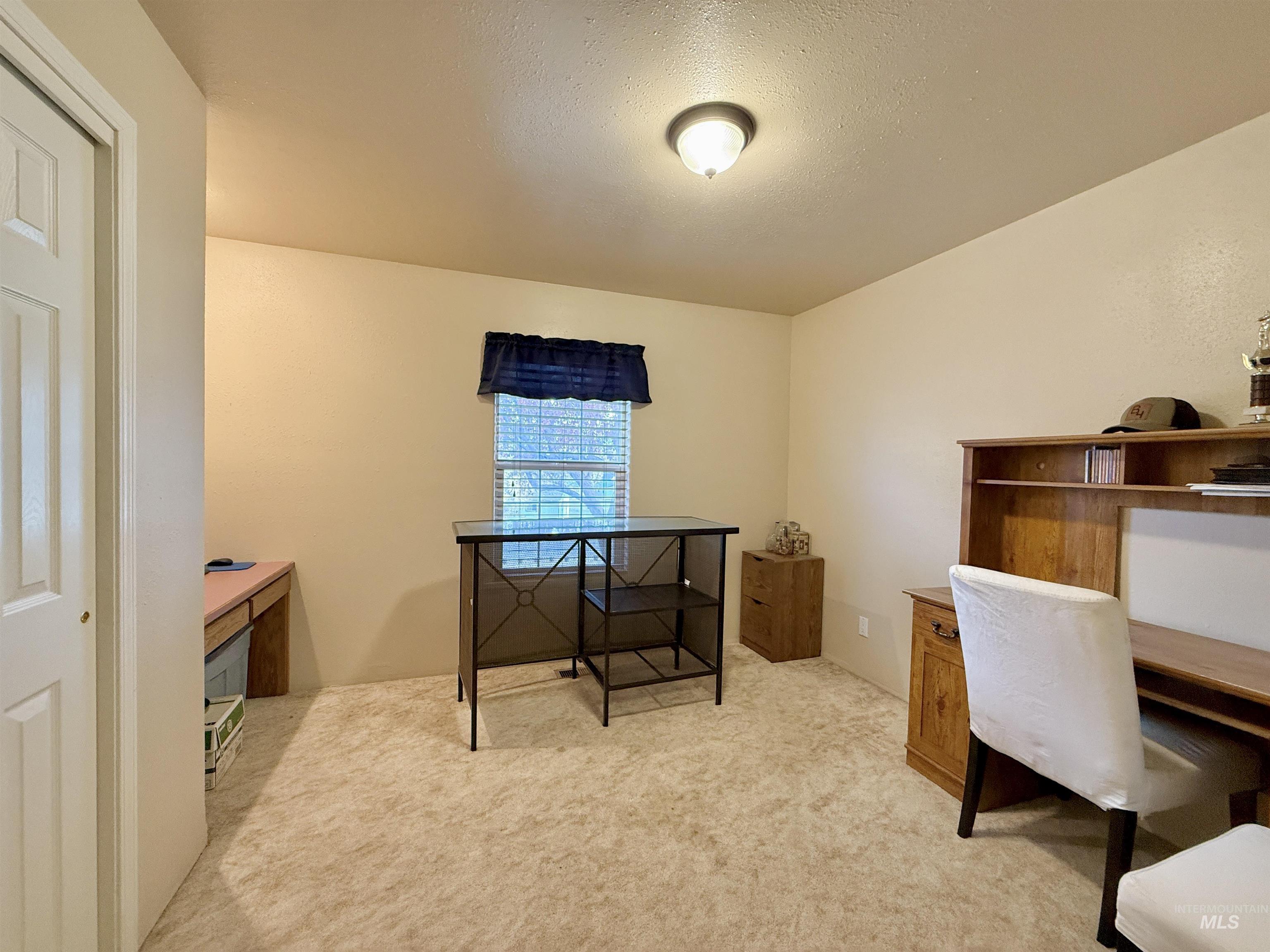 1505 Lewiston St. Property Photo 24