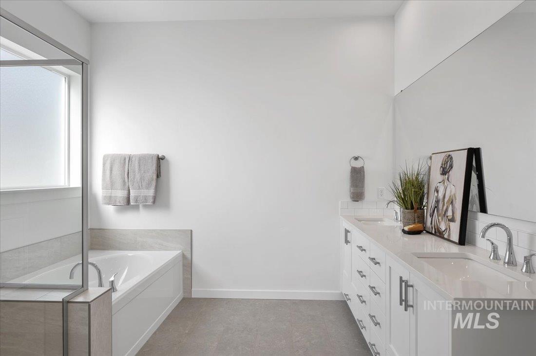 15174 Steel Cloud Ave Property Photo 12