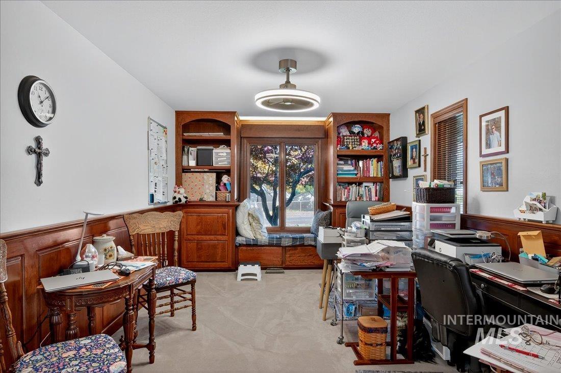 1760 Fairmont Dr Property Photo 7