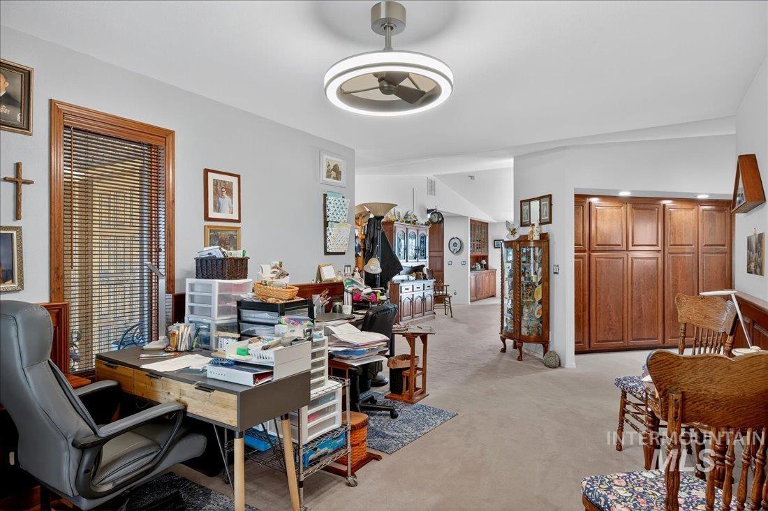 1760 Fairmont Dr Property Photo 8