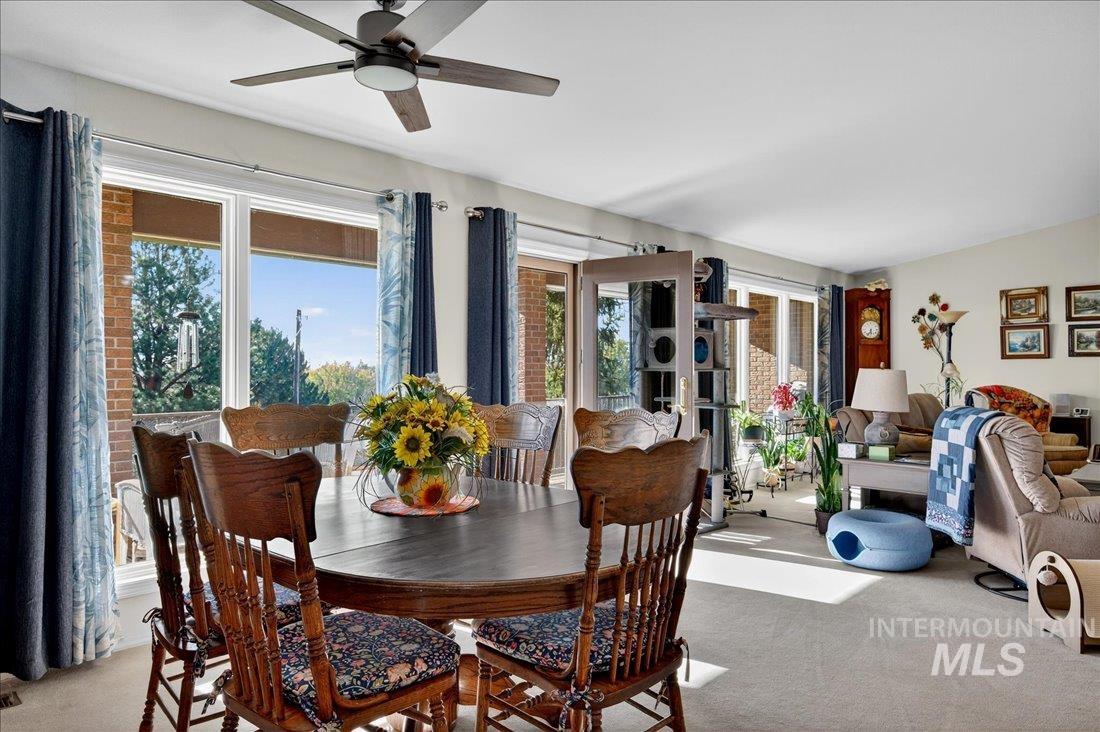 1760 Fairmont Dr Property Photo 15