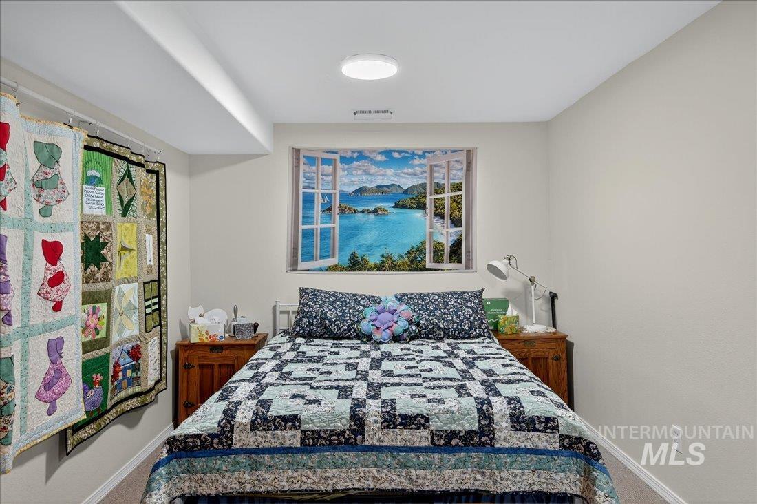 1760 Fairmont Dr Property Photo 32