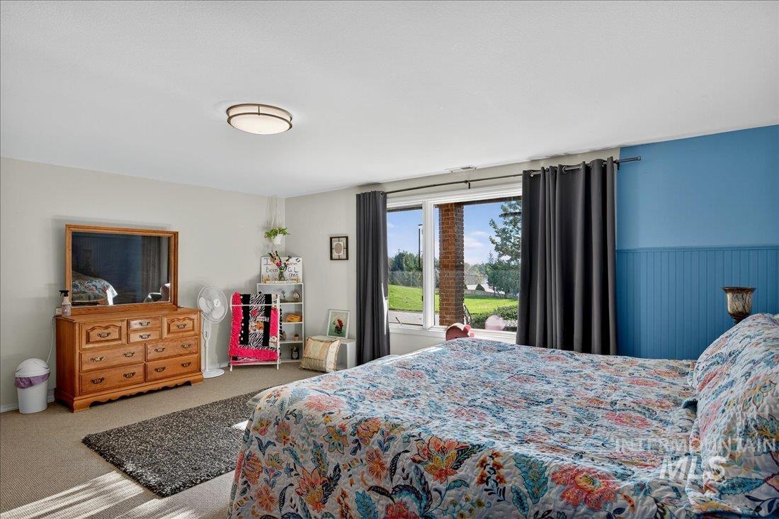 1760 Fairmont Dr Property Photo 36