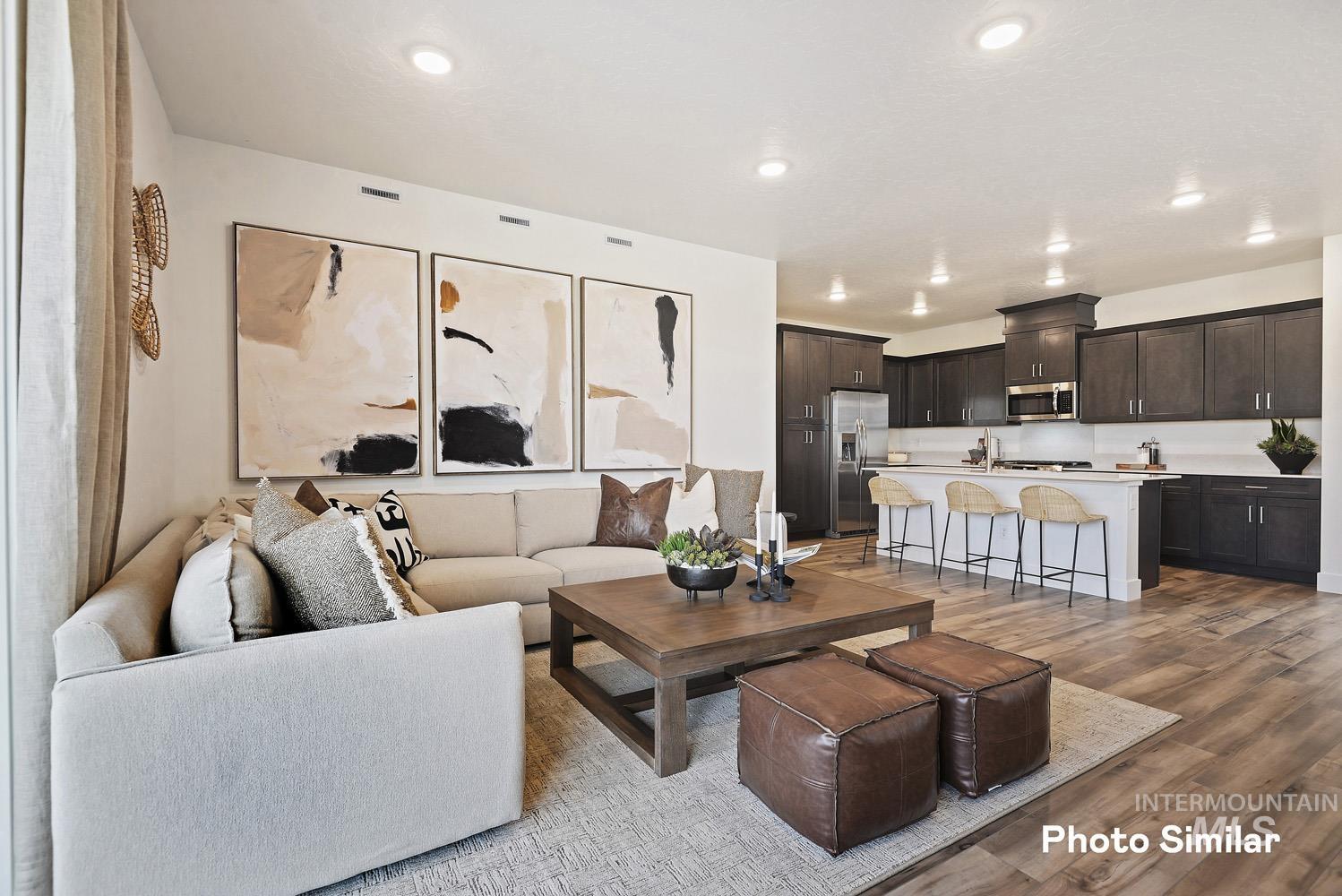 1844 N Big Star Ave Property Photo 6