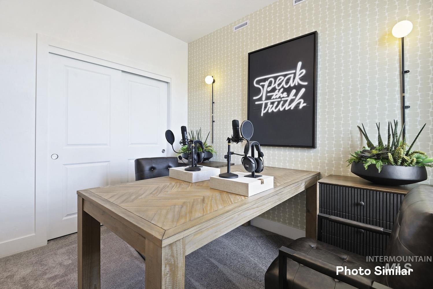 1844 N Big Star Ave Property Photo 18