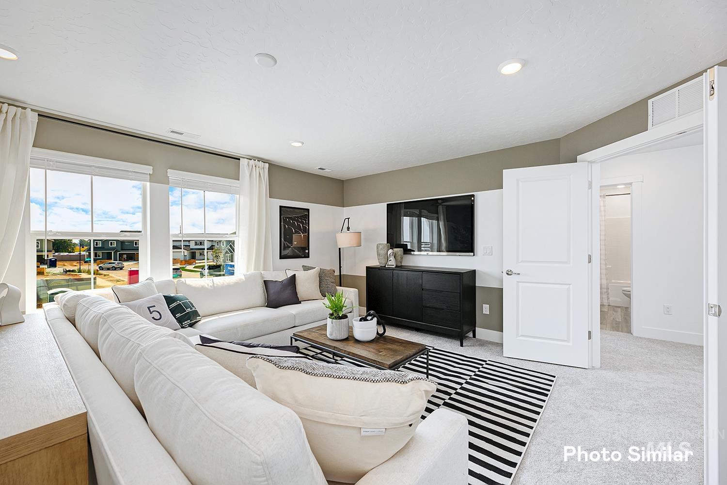 3994 N Creswell Ln Property Photo 11