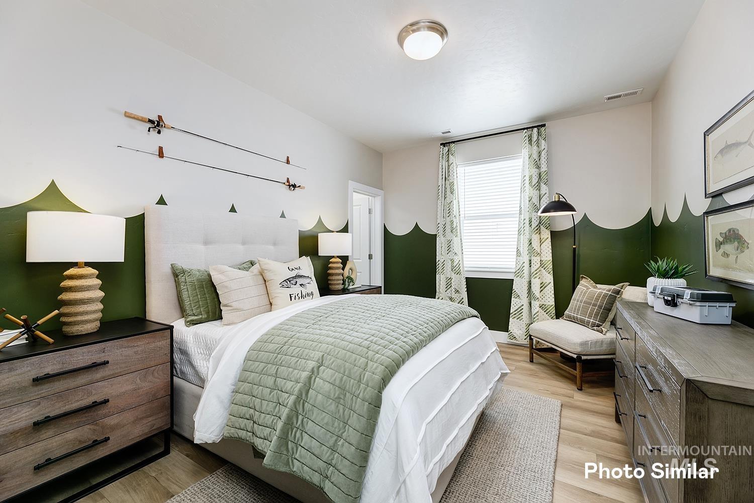 4574 W Wapoot St Property Photo 5