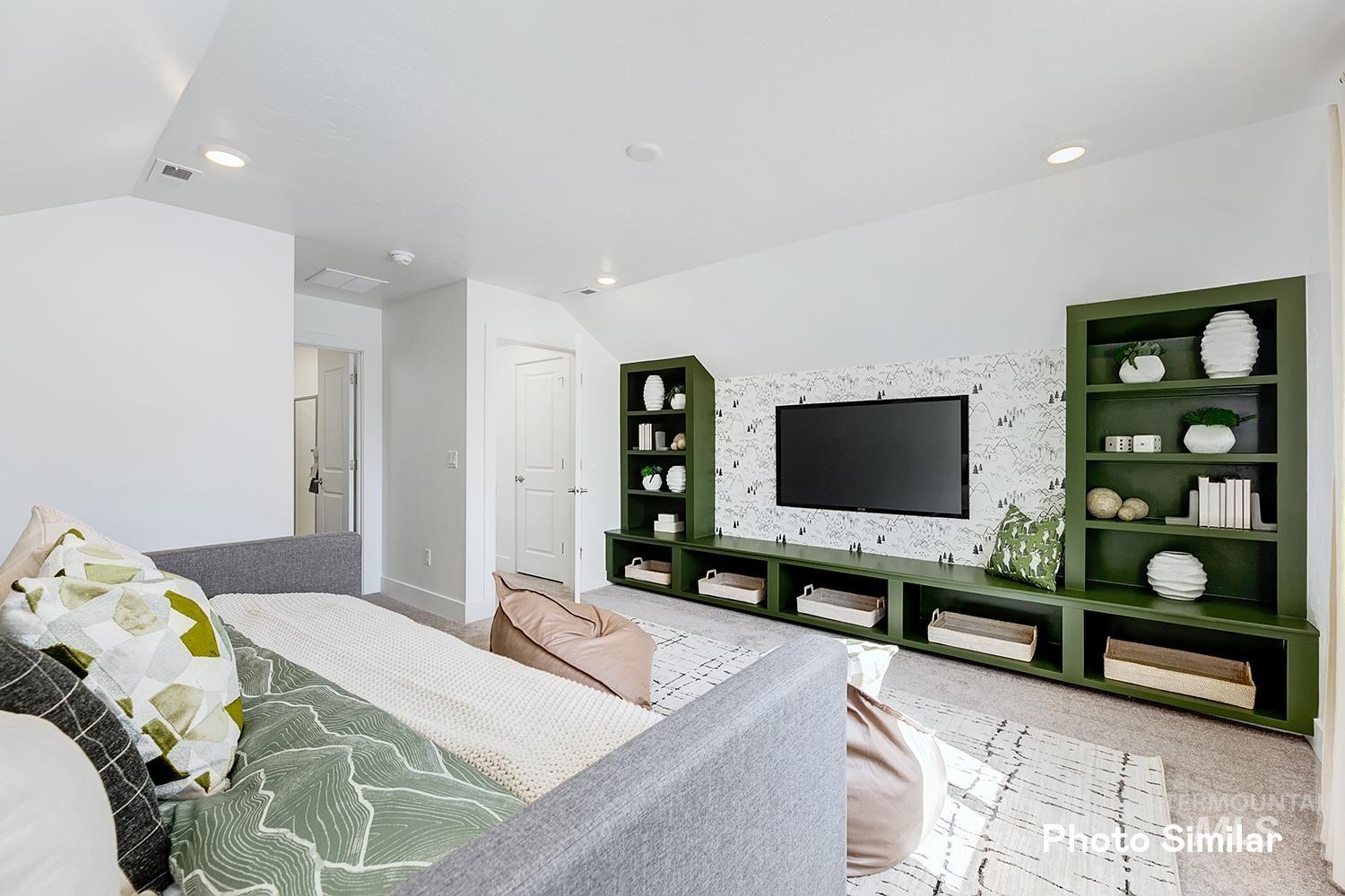 4574 W Wapoot St Property Photo 8